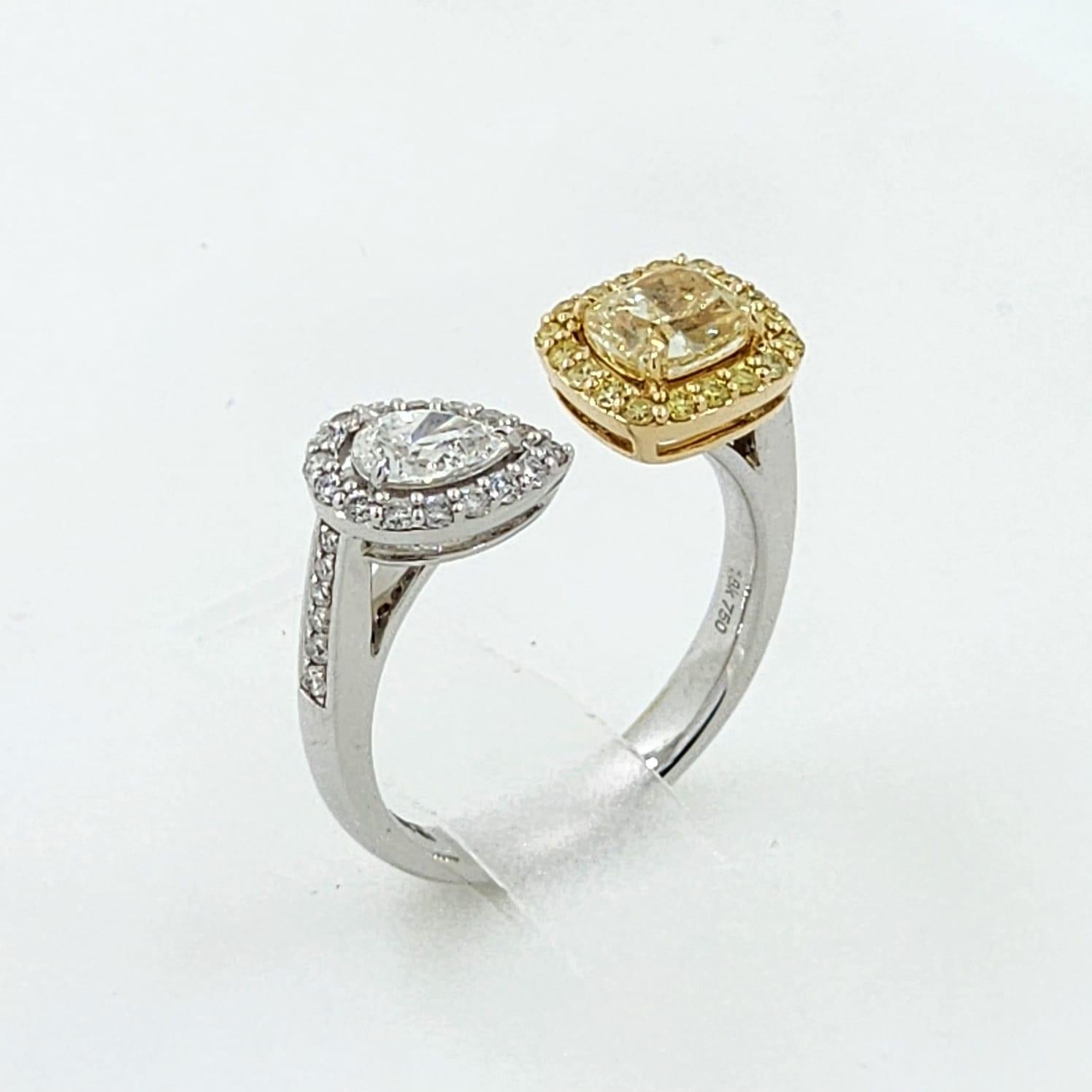 IGI CERTIFIED Yellow Cushion Diamond and Pear Diamond Toi Et Moi Ring in 18k For Sale 2