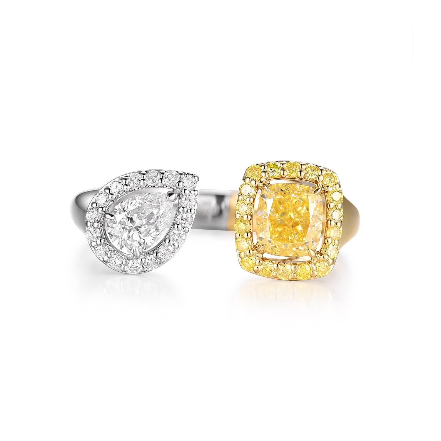 Bague Toi Et Moi certifiée IGI en 18 carats, diamant jaune coussin et diamant poire  en vente