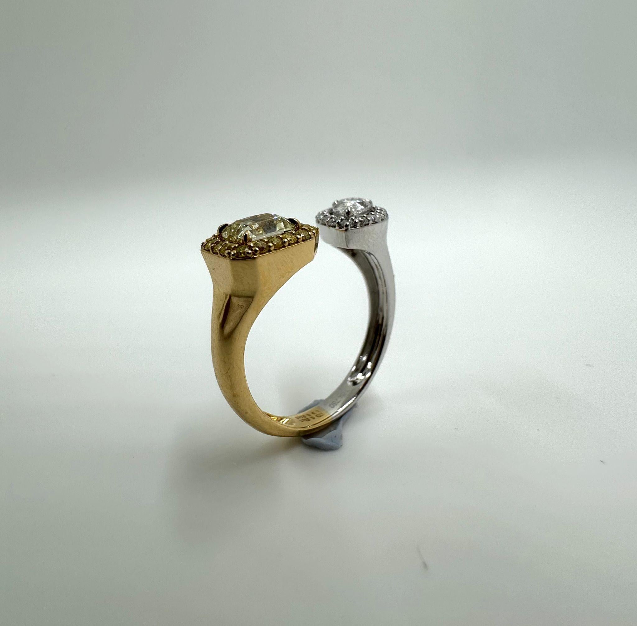 Toi Et Moi-Ring aus 18 Karat, IGI-zertifizierter gelber Smaragd, Diamant und birnenförmiger Diamant  (Zeitgenössisch) im Angebot