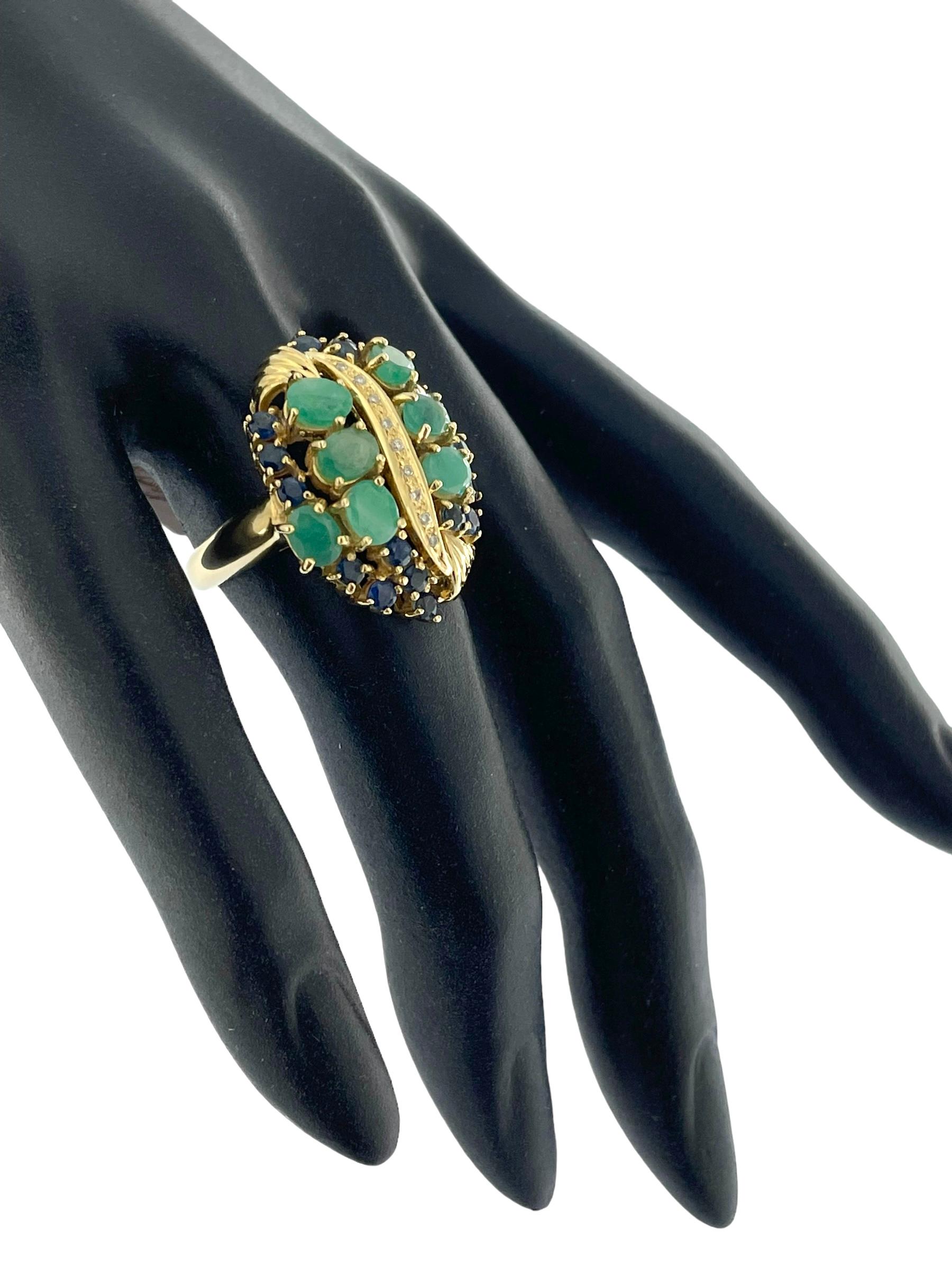 Women's IGI Certified Yellow Gold Diamonds, Sapphires and Emeralds Cocktail Ring  For Sale