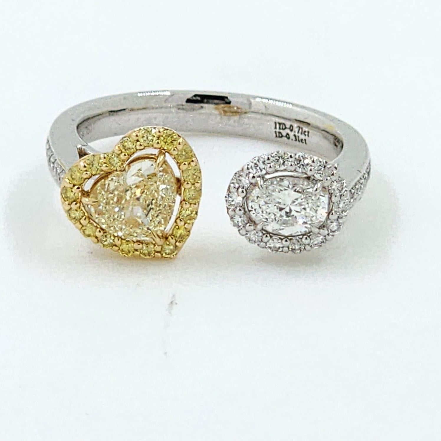 Women's IGI CERTIFIED Yellow Heart Diamond and Oval Diamond Toi Et Moi Ring in 18k Gold For Sale