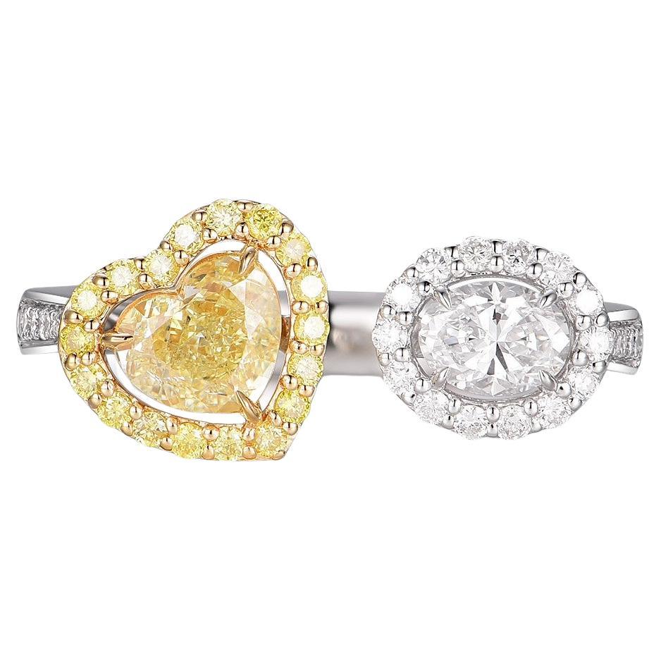 IGI CERTIFIED Yellow Heart Diamond and Oval Diamond Toi Et Moi Ring in 18k Gold For Sale
