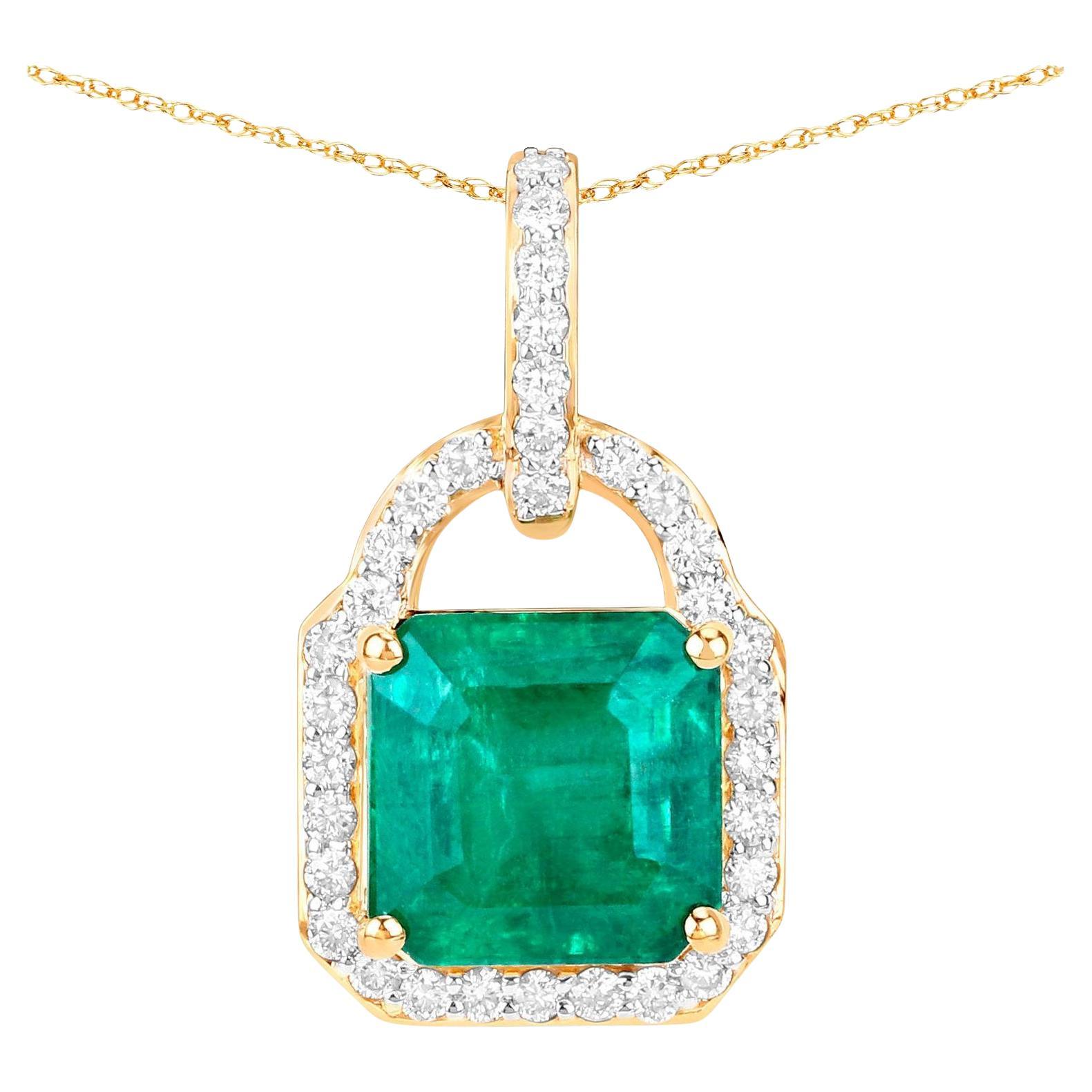IGI Certified Zambian Emerald Necklace With Diamonds 3.37 Carats 14K Yellow Gold For Sale