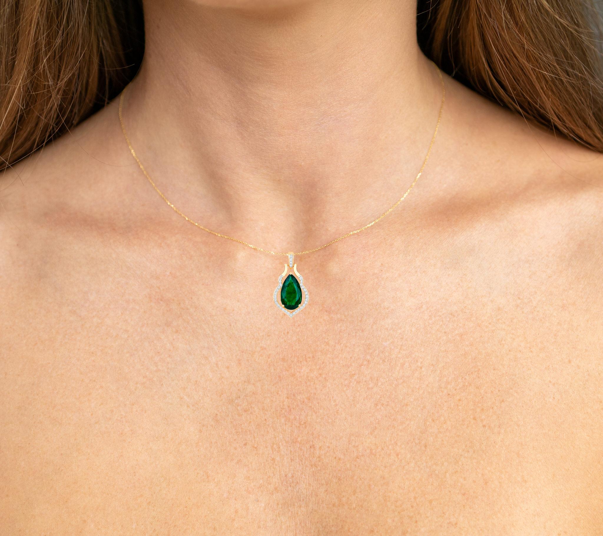 It comes with the IGI Certificate
All Gemstones are Natural
Pear Zambian Emerald = 3.34 Carat
33 Round Diamonds = 0.26 Carats
Metal: 14K Yellow Gold
Pendant Dimensions: 26 x 14 mm
