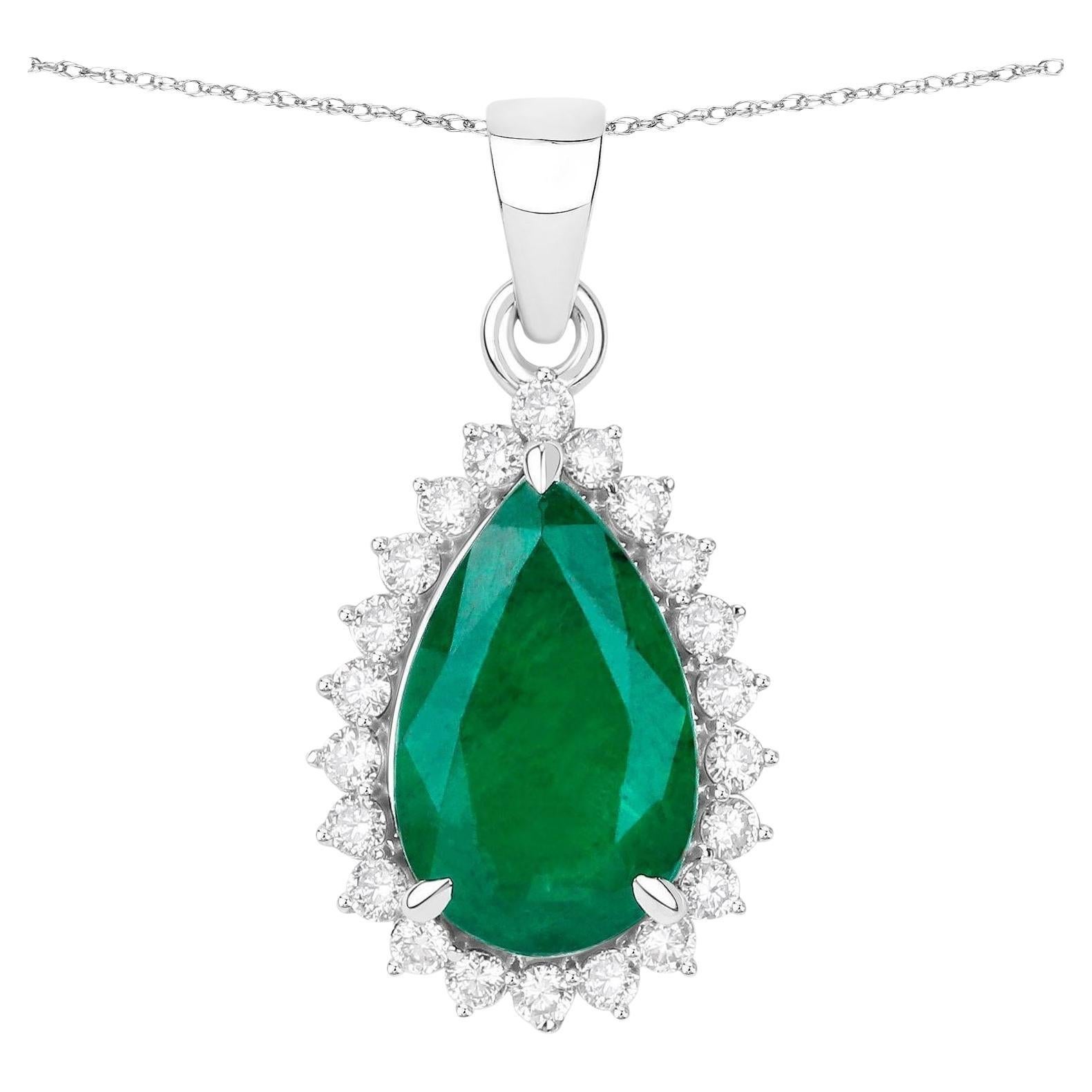 IGI Certified Zambian Emerald Pendant Necklace 3.07 Carats 14K White Gold For Sale