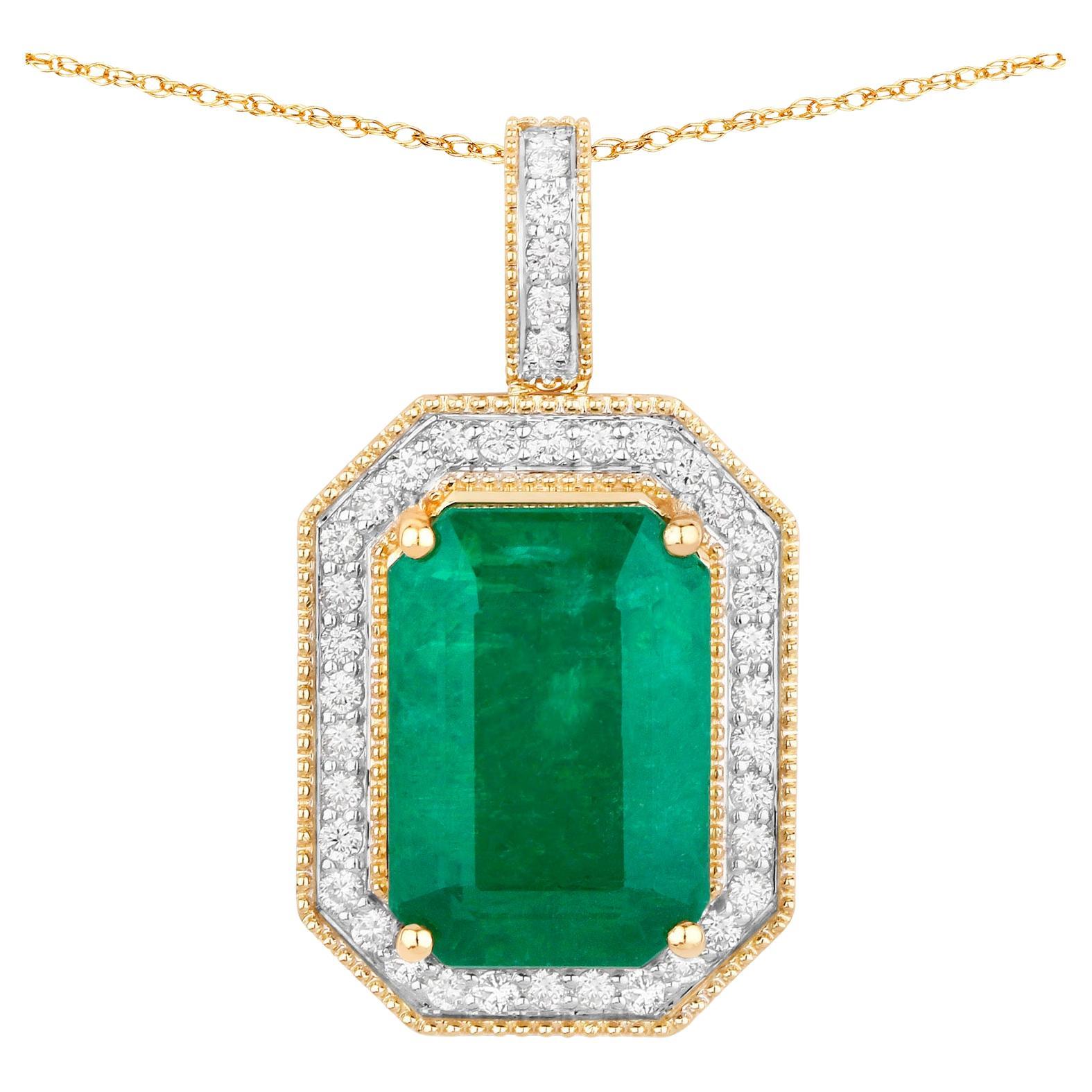 Collier pendentif émeraude de Zambie certifiée IGI serti de diamants de 14 carats