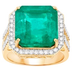 IGI Certified Zambian Emerald Ring With Diamonds 13.06 Carats 14K Yellow Gold