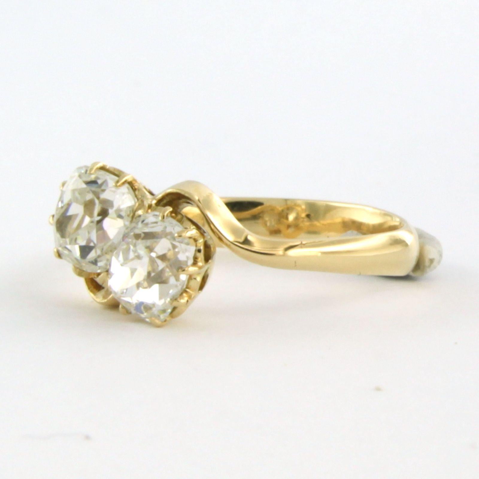 Informe sobre diamantes IGI - Anillo de oro de 14k engastado con diamantes talla mina vieja de hasta 1,59 ct Victoriano temprano