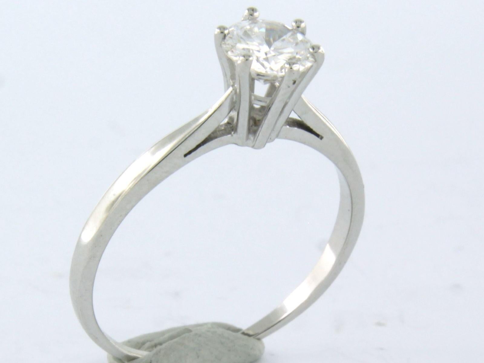 Informe sobre el diamante IGI Anillo con diamante talla brillante de hasta 0,66 ct Oro de 14k en venta 1