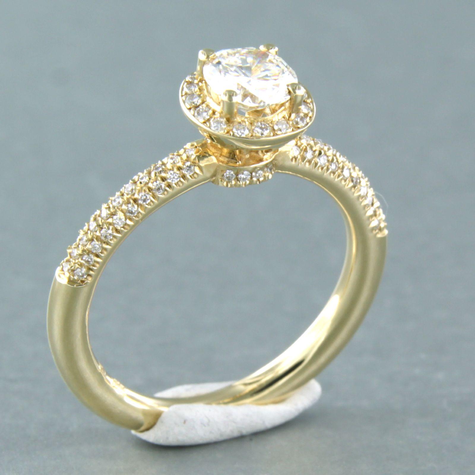 Rapport IGI sur les diamants Bague ornée de diamants taille brillant jusqu'à 0,94 ct Or jaune 14k en vente 1