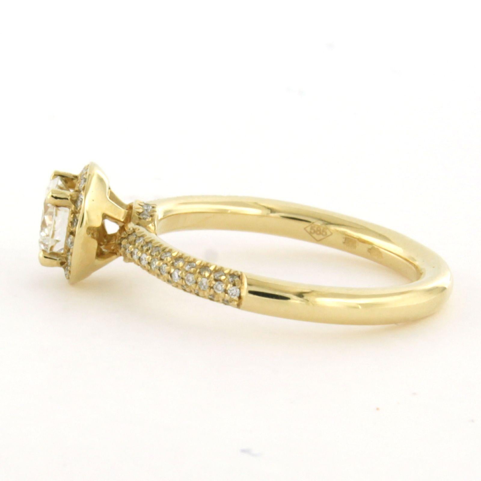 Rapport IGI sur les diamants Bague ornée de diamants taille brillant jusqu'à 0,94 ct Or jaune 14k en vente 1