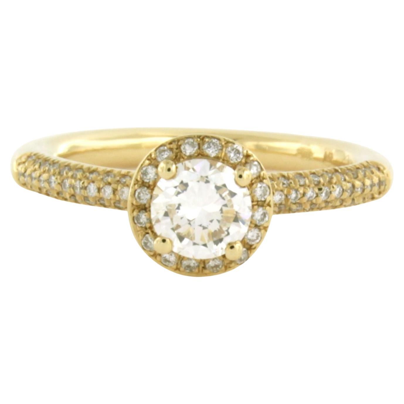 Rapport IGI sur les diamants Bague ornée de diamants taille brillant jusqu'à 0,94 ct Or jaune 14k en vente