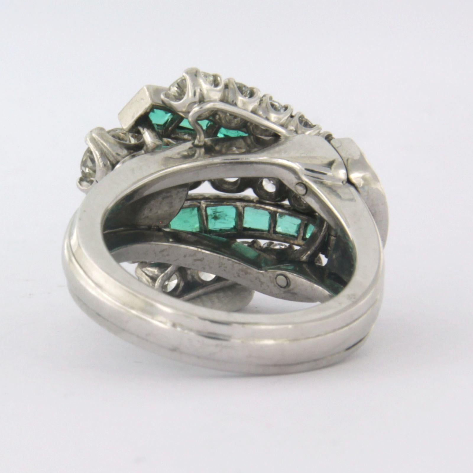 IGI diamond report - RIng with emerald and diamonds 18k white gold For Sale 1