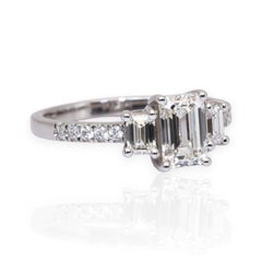 Bague 3 pierres en or blanc 18 carats, certifiée IGI et GIA, 1,50 ct de diamants