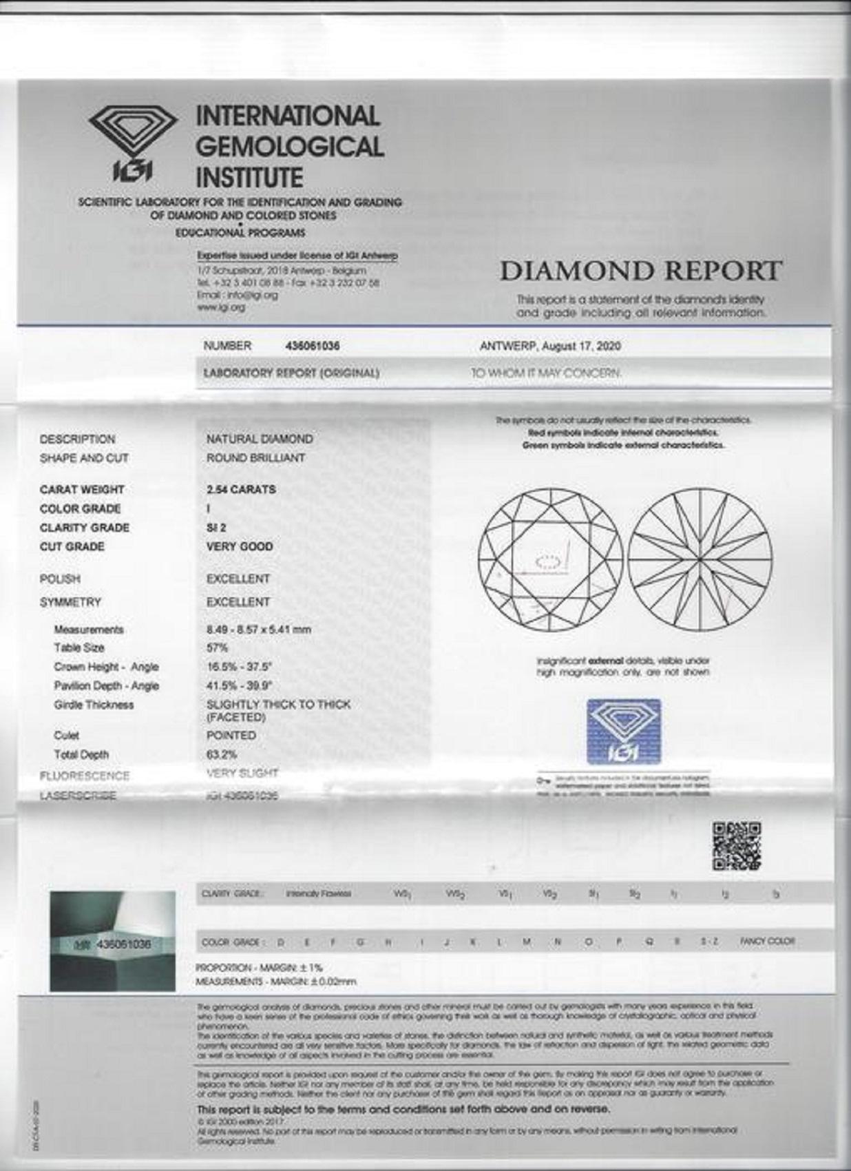 Round Cut IGI HRD Certified 5.02 Carat Natural Diamond Studs 18 Carats White Gold