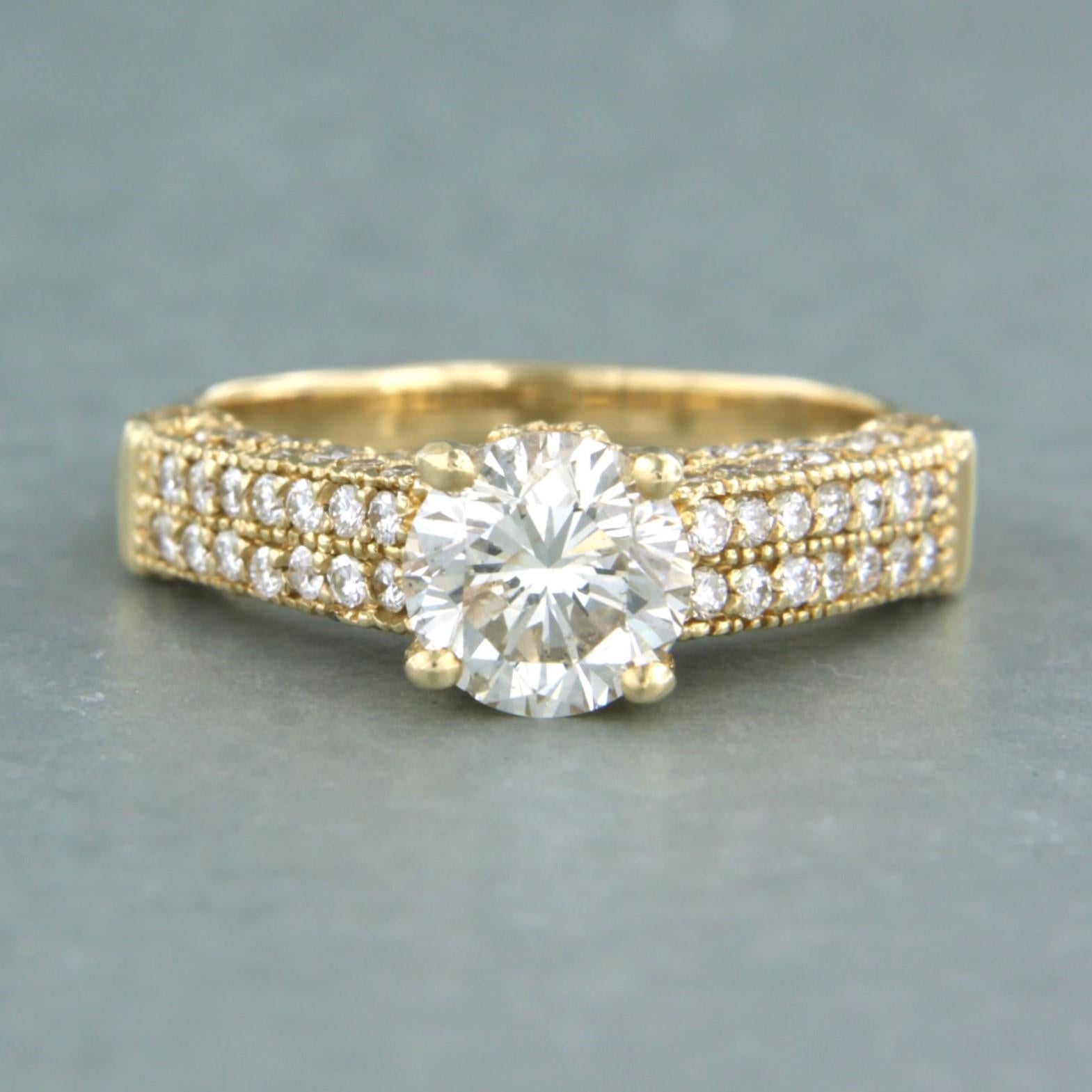 IGI certificate. 14k yellow gold ring set with brilliant cut diamonds up to 1.71ct - ring size US. 6 - EU. 16.5 (52)

detailed description:

with IGI JEWEL REPORT F4J85859 February 27 in Antwerp

The top of the ring is approximately 6.7 mm wide by