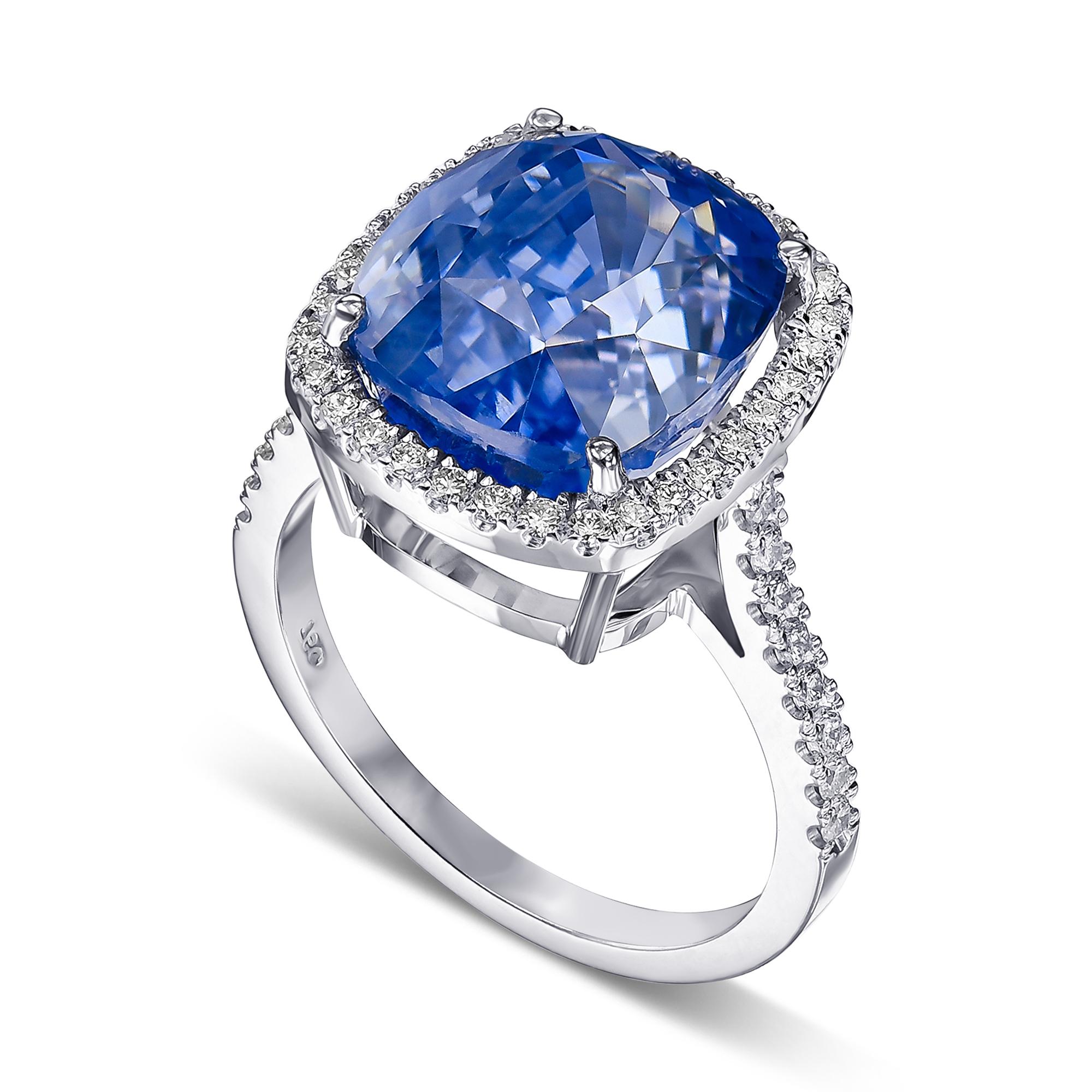 Cushion Cut IGI No Heat 12.11 Ct Sapphire & 0.60 Ct Diamonds Halo - 18kt. White Gold Ring