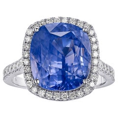 IGI No Heat 12.11 Ct Sapphire & 0.60 Ct Diamonds Halo - 18kt. White Gold Ring