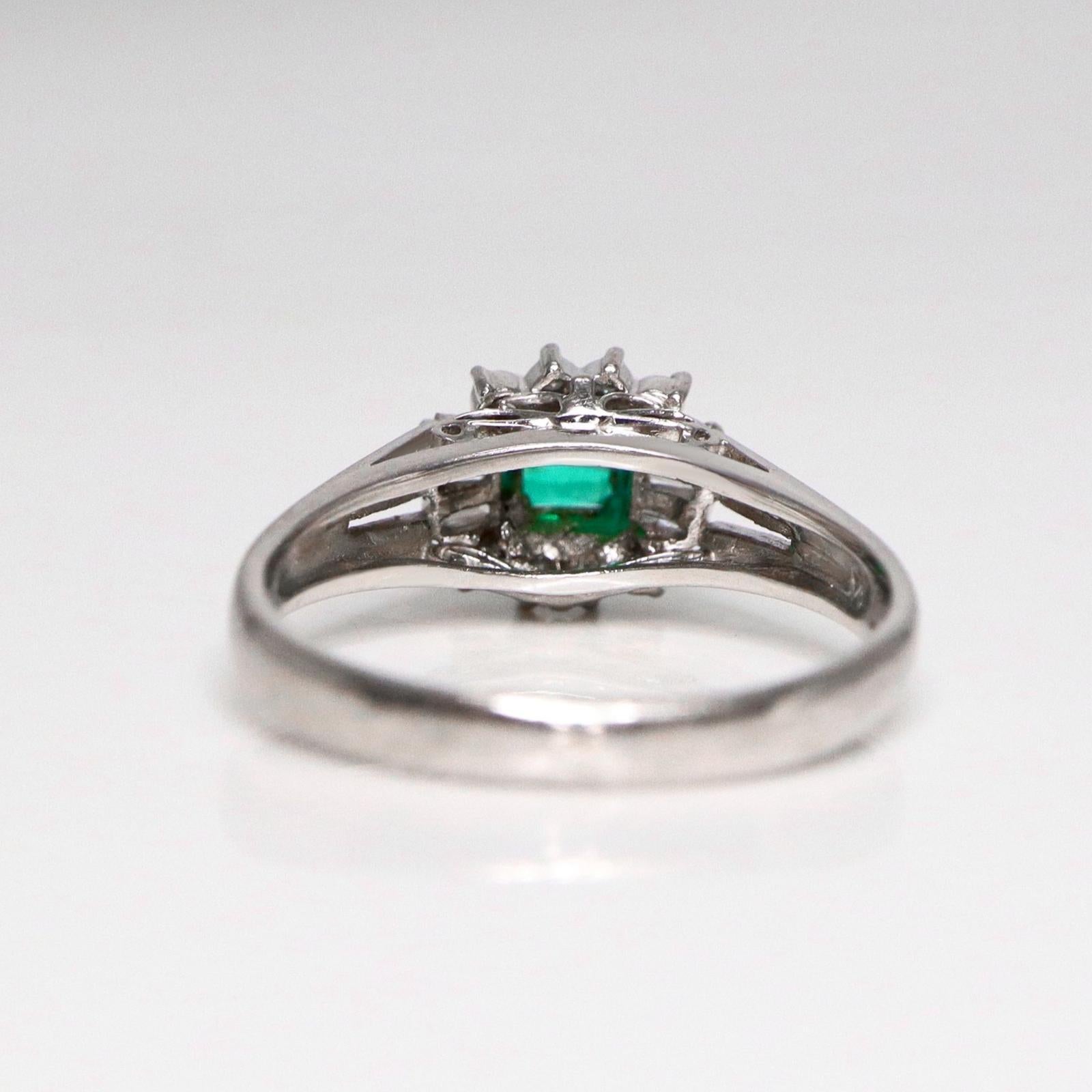 IGI Anillo de compromiso de platino de 0.22 ct Esmeralda colombiana antigua estilo Art Decó en venta 2