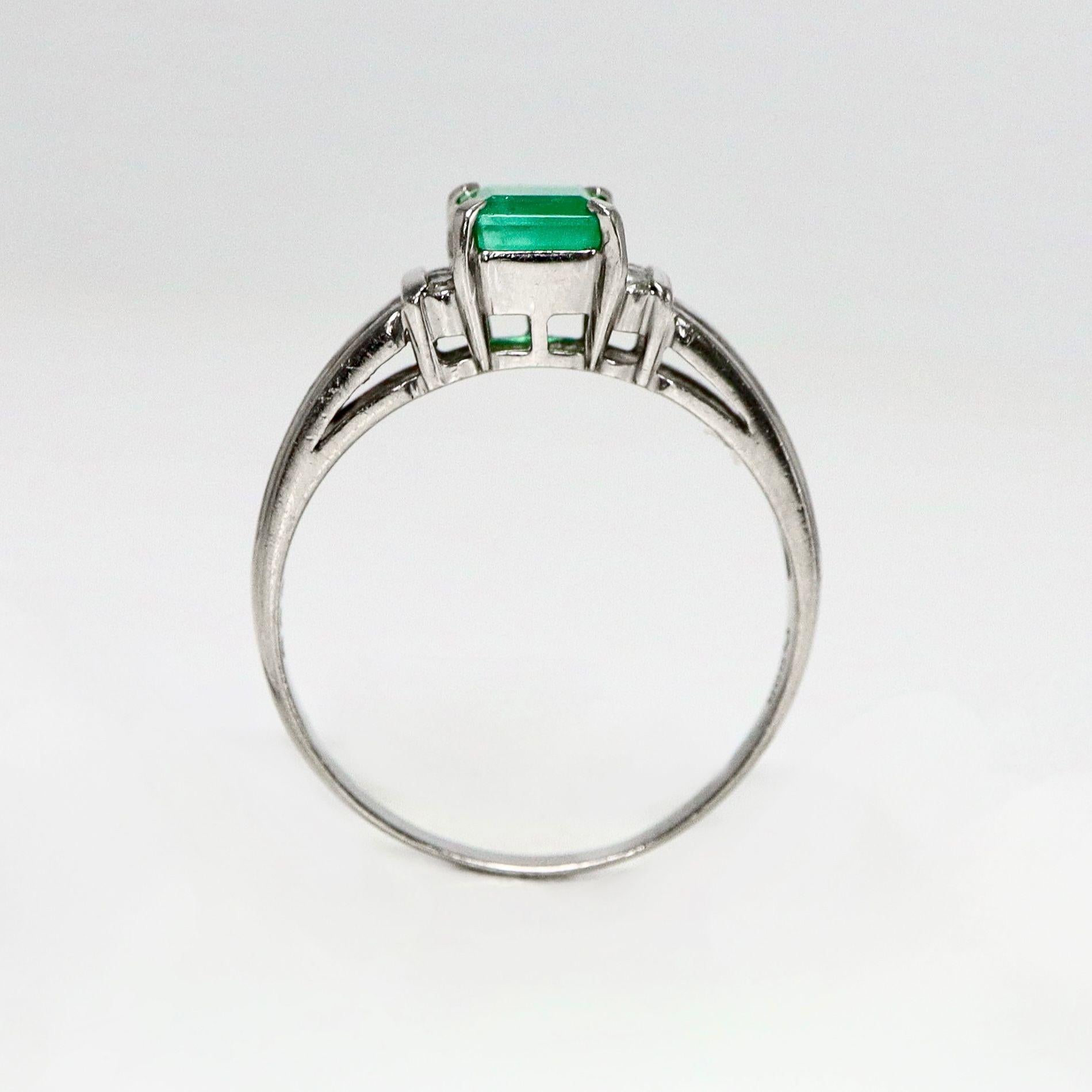 Esmeralda IGI Platino 0,50 ct Colombia  Anillo de compromiso en Nuevo estado para la venta en Kaohsiung City, TW