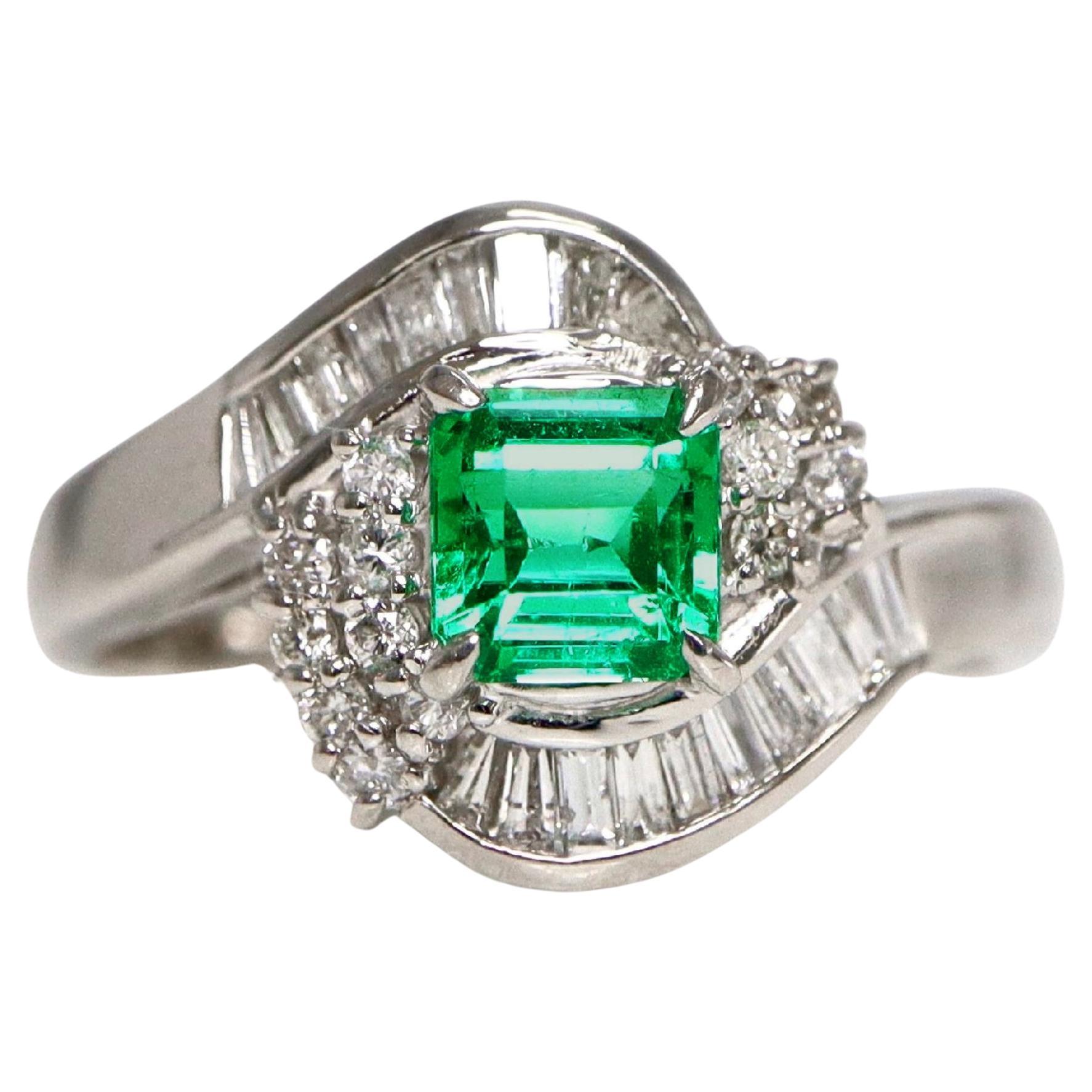 Bague de fiançailles en platine IGI 0.61 ct Colombia Emerald Antique Art Deco Style