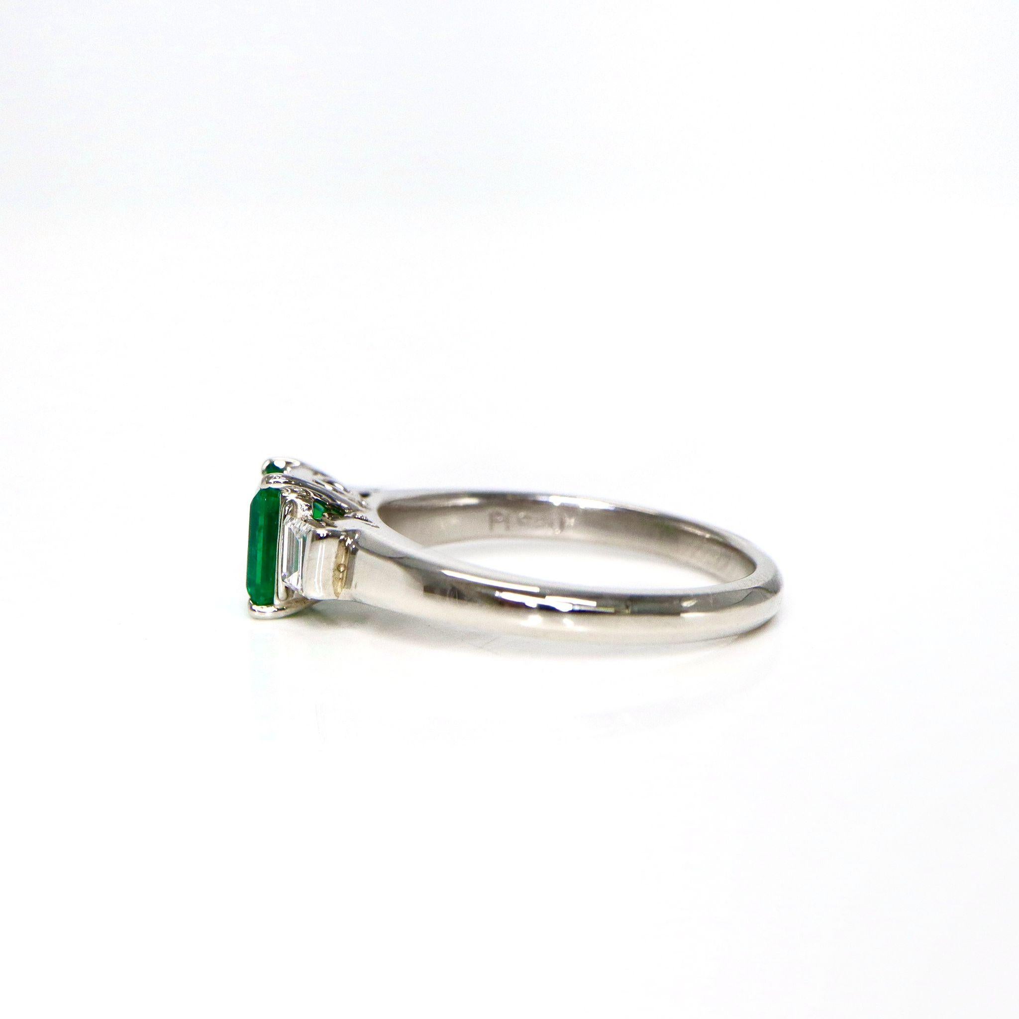 De las mujeres IGI Platino 0,66 ct Esmeralda Verde Muzo Colombia  Anillo de compromiso en venta