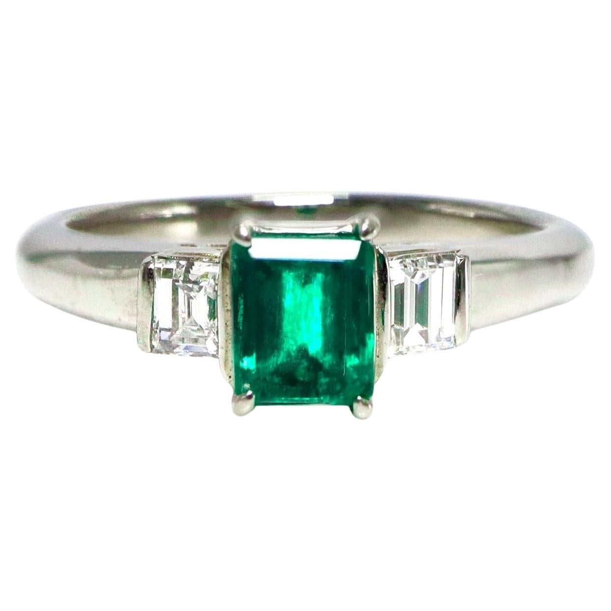 IGI Platino 0,66 ct Esmeralda Verde Muzo Colombia  Anillo de compromiso