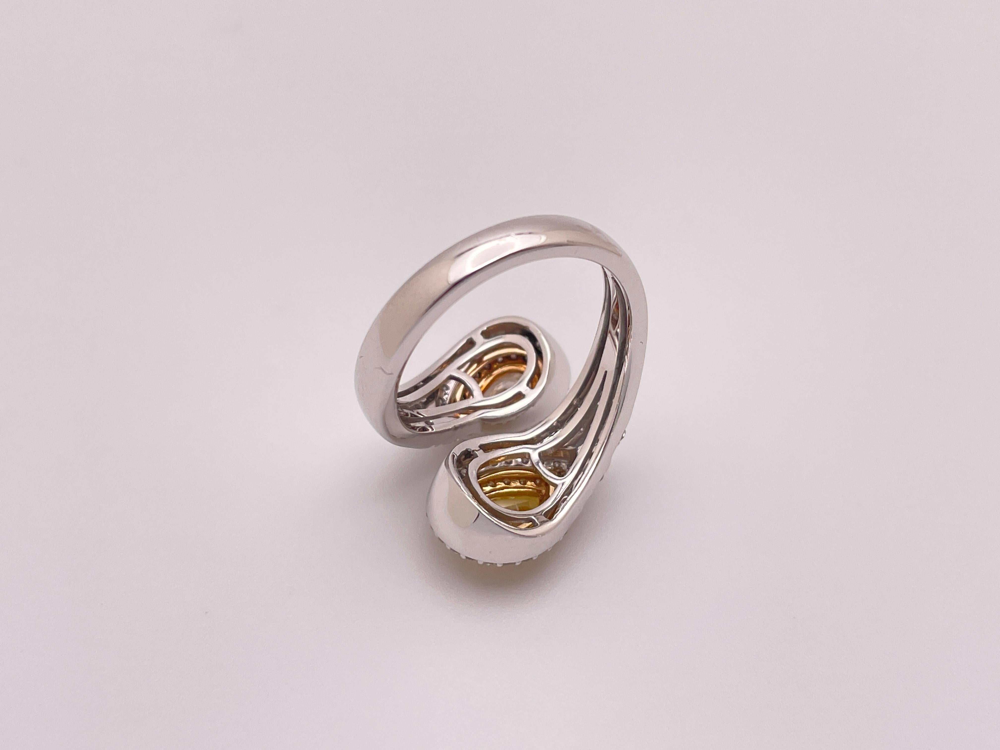 Bague de fiançailles IGI Twin Natural Fancy Yellow & Champagne Diamonds en or 18K en vente 7