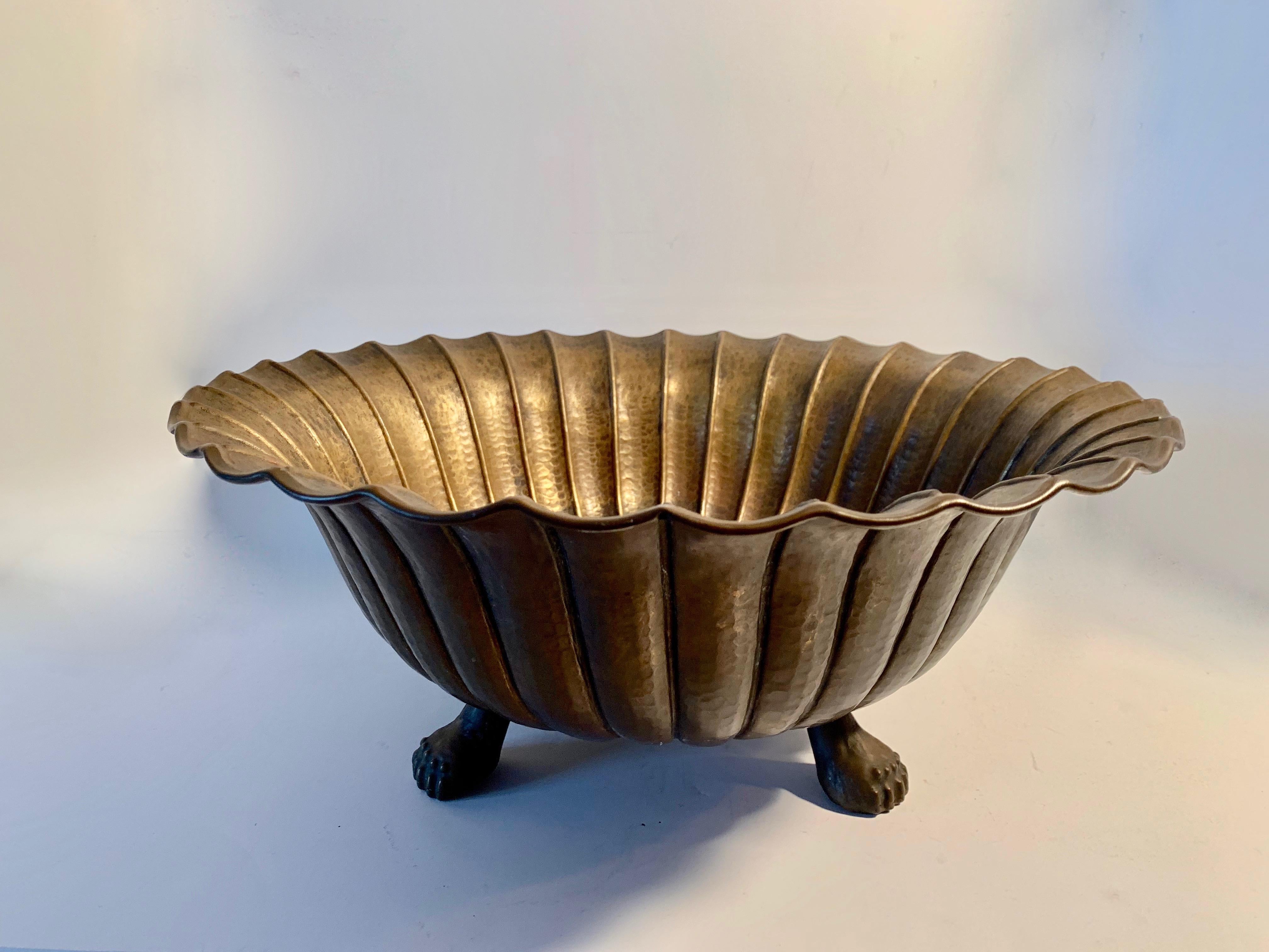 Italian Designed Egidio Casagrande Hammered Brass Footed Bowl For Sale 7