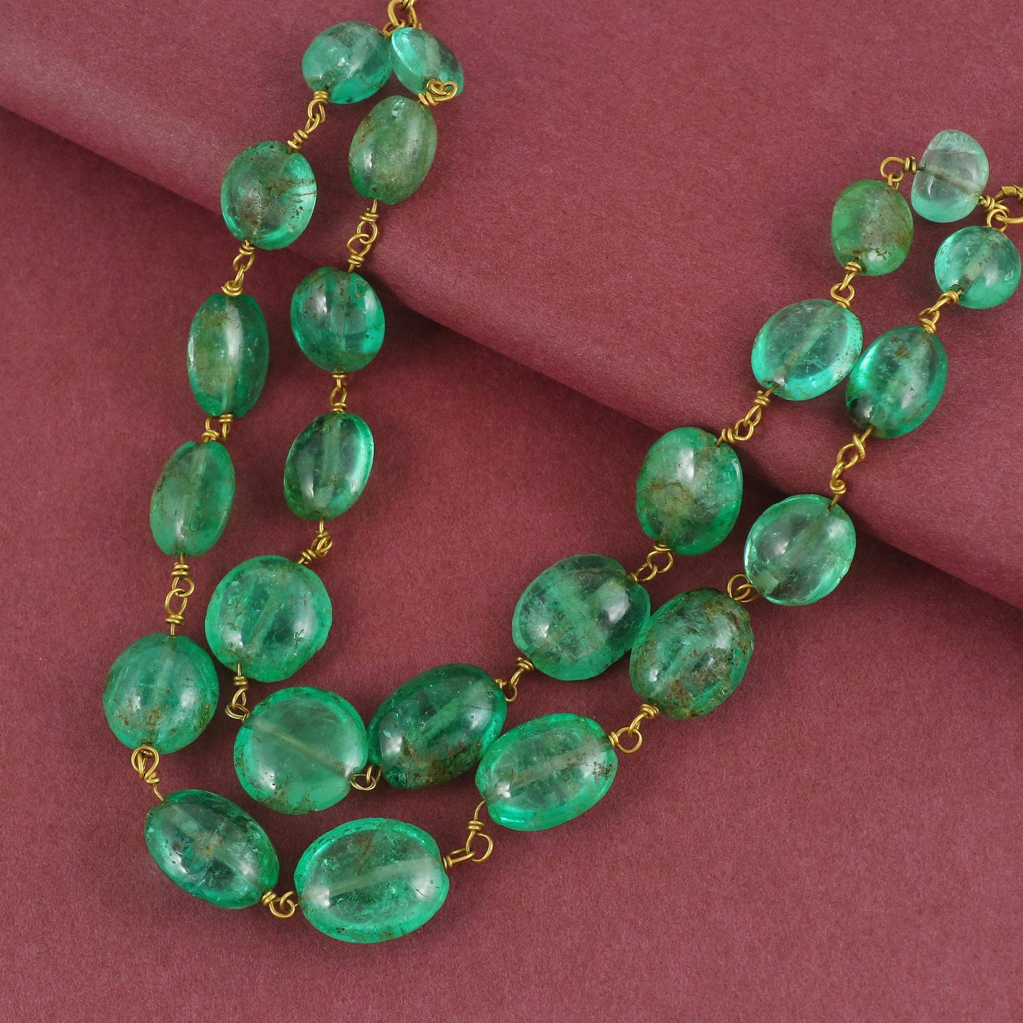 IGITL Certificado 250 quilates Antiguo Raro Columbian Esmeralda collar 22k Oro 16 pulgadas - doble cadena
Impresionante pieza de coleccionista
Esmeralda colombina 250 quilates aprox. Aceite incoloro menor , Perla oval perforada 
Oro 22k 10-15 gms 
