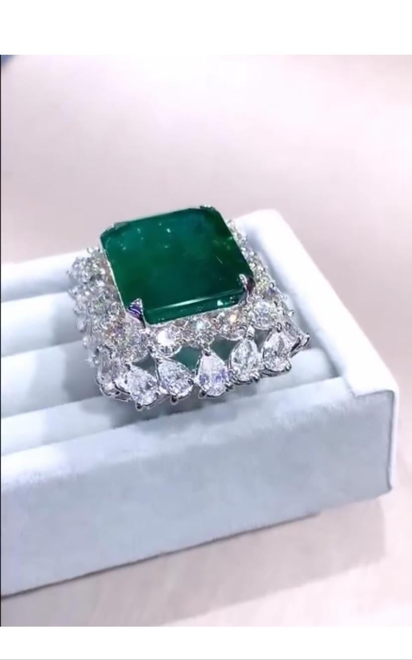 IGL-zertifizierter 29.00 Karat sambischer Smaragd  11,10 Karat Diamanten 18K Gold Ring im Angebot 4