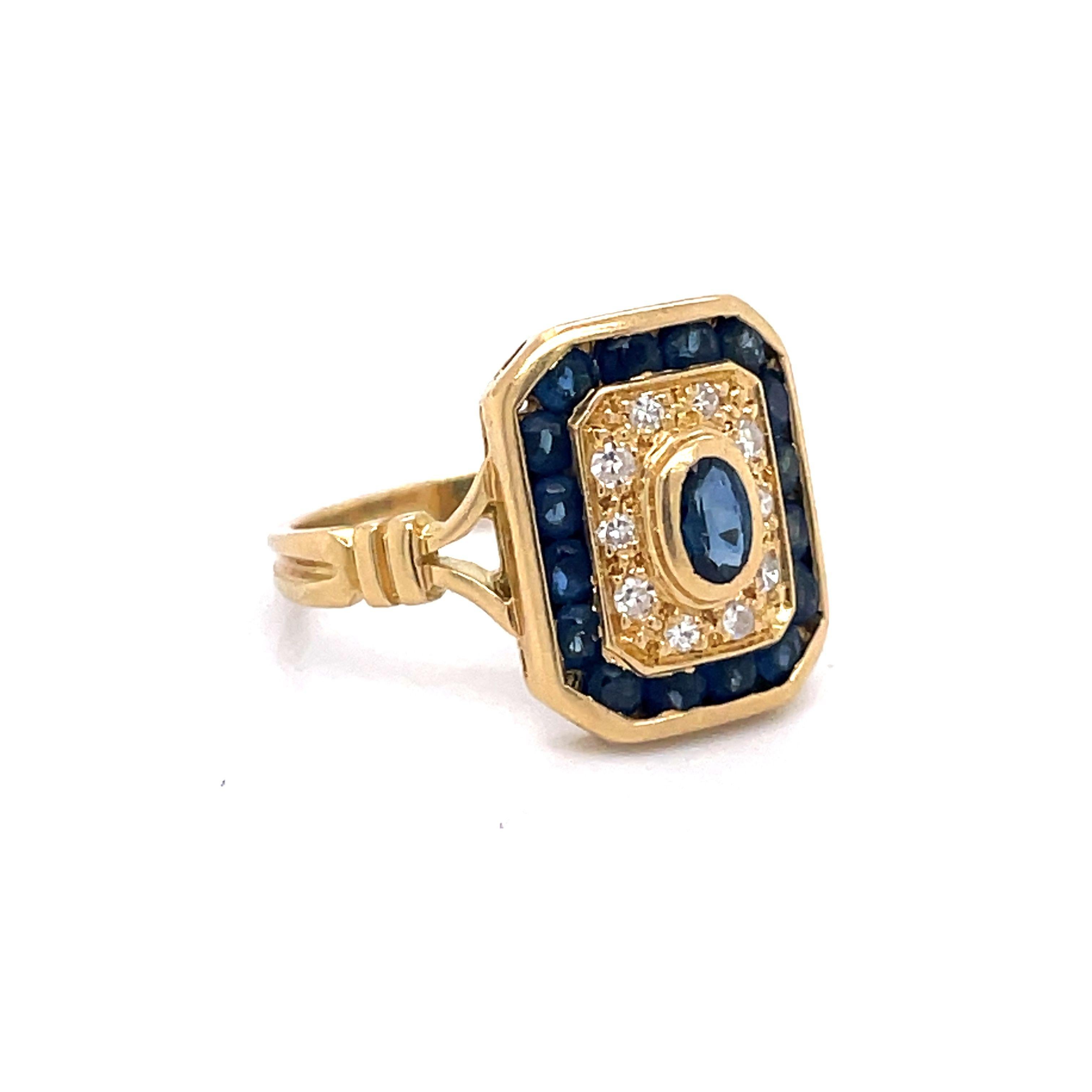 Vintage Ring 0.15 Ct Oval Shape Natural Sapphire, Solid 14k Yellow Gold, Estate Ring ,
 
~~ S e t t i n g ~~
Solid 14k Yellow Gold
4.86 grams
Ring Size 6.5 US
 
~~ Stones ~~
Main Stone:
Oval Shape Natural Sapphire In Weight Of 0.15 Ct