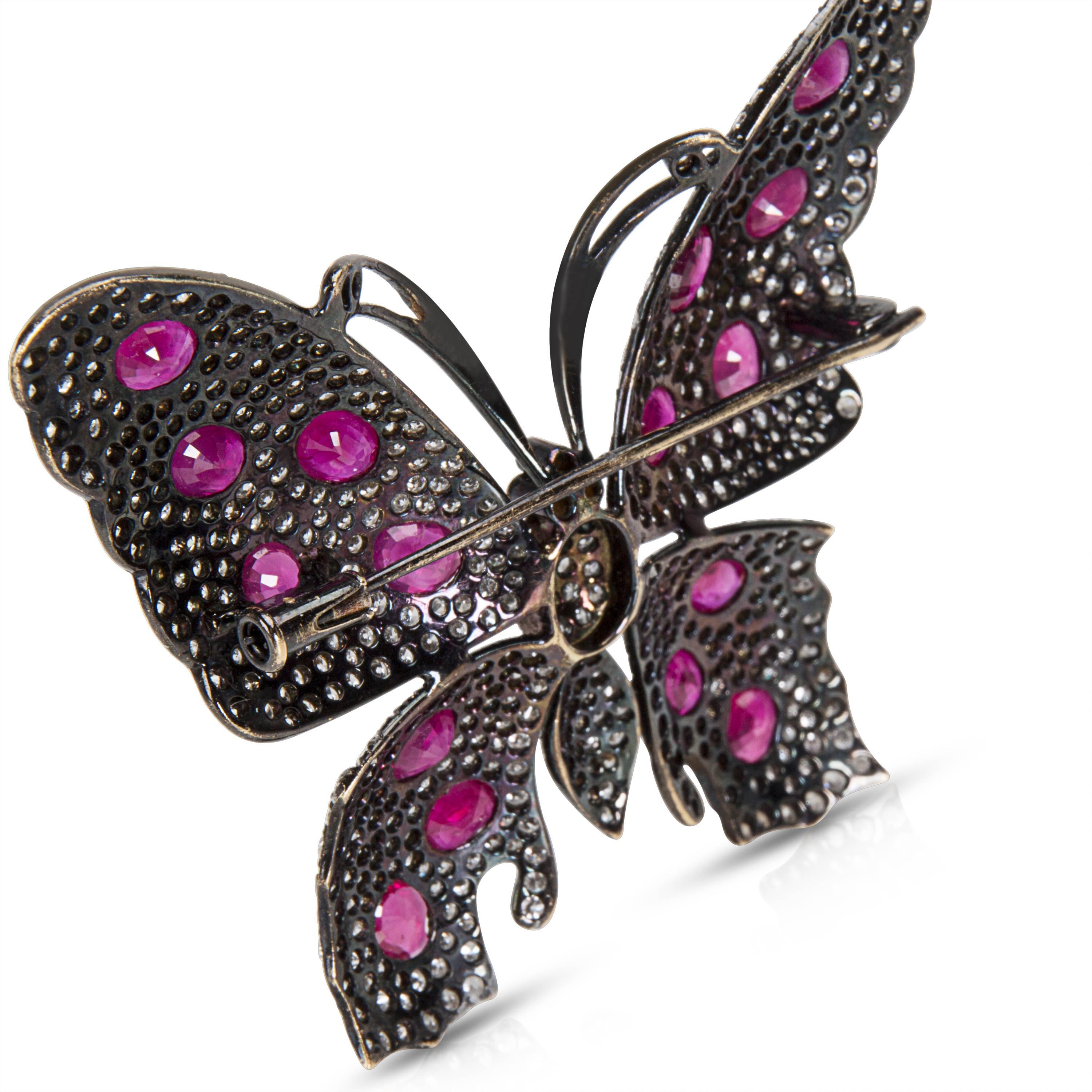 IGL Certified Diamond & Ruby Butterfly Brooch in 18k WG (6.25 CTW)

PRIMARY DETAILS
SKU: 022546
Listing Title: BRAND NEW IGL Certified Diamond & Ruby Butterfly Brooch in 18k WG (6.25 CTW)
Condition Description: Est. retail price 20,995 USD. Brand
