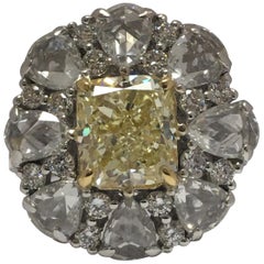 IGL Certified Natural 3.02 Carat Yellow Diamond Ring