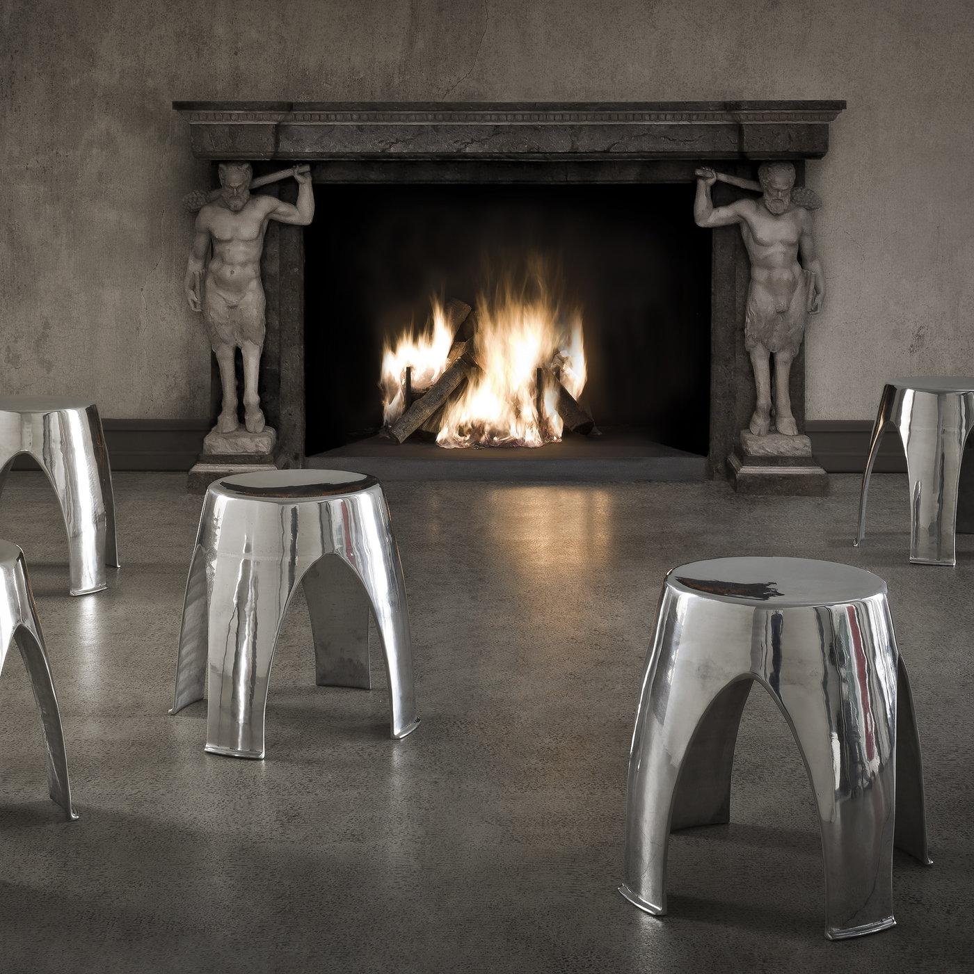 As water flows and transforms into ice, metal similarly transforms into furniture to form this striking aluminum-cast stool. Resembling the whimsical shape of igloos, this stool effortlessly blend functionality with modern minimalist aesthetic.