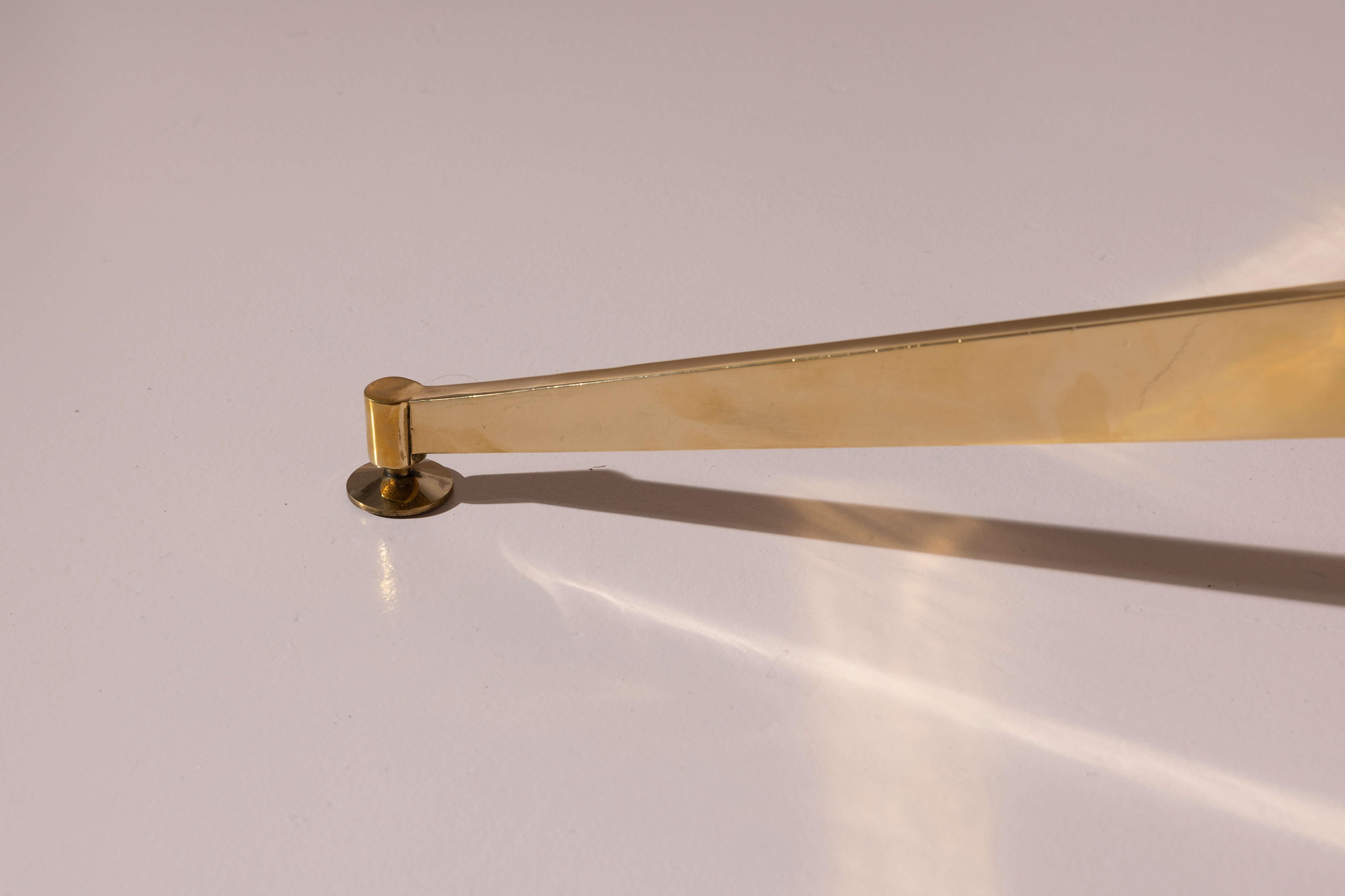 Table réglable Ignanzio Gardella en noyer et laiton, Azucena, Italie, années 1950 en vente 1