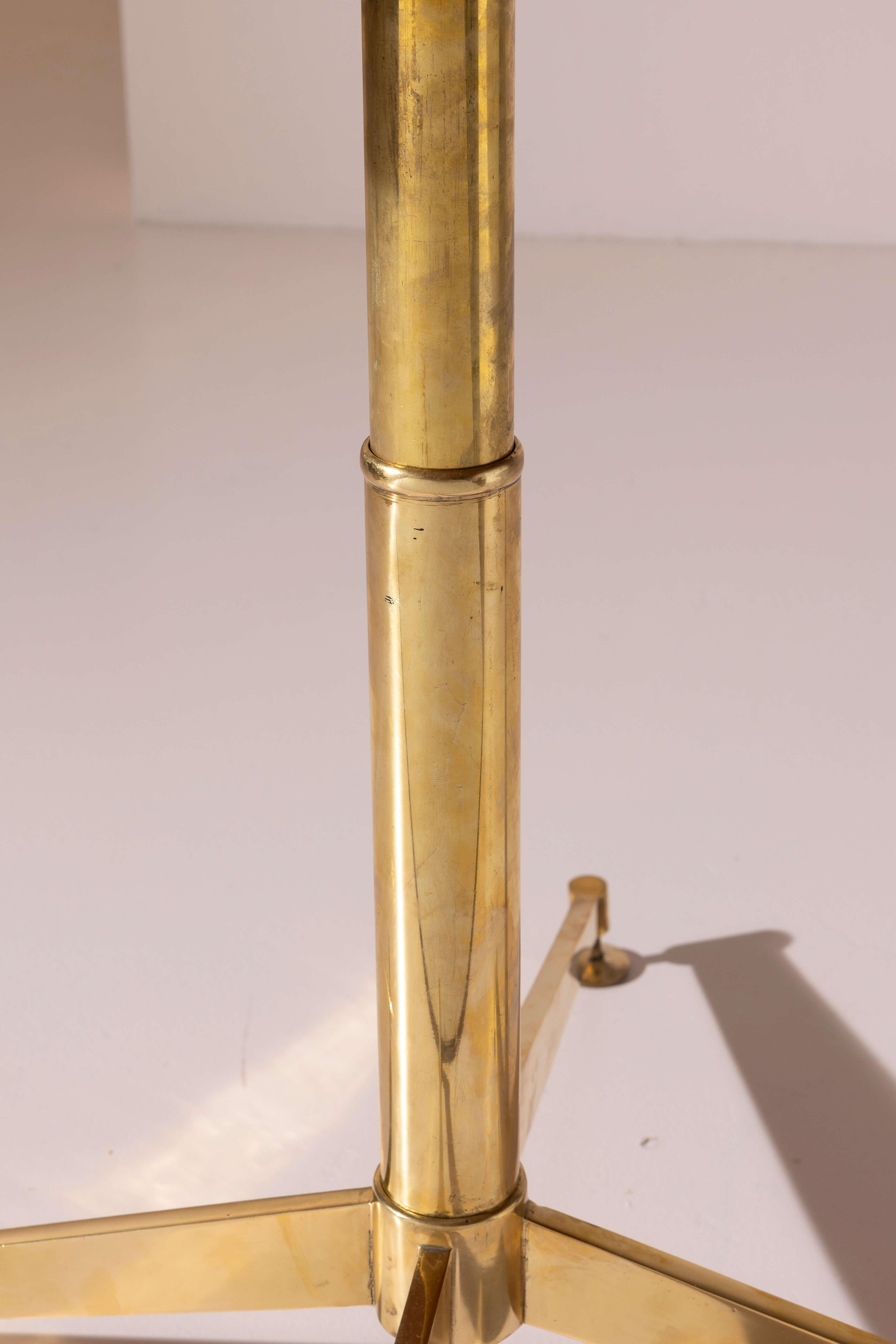 Table réglable Ignanzio Gardella en noyer et laiton, Azucena, Italie, années 1950 en vente 2