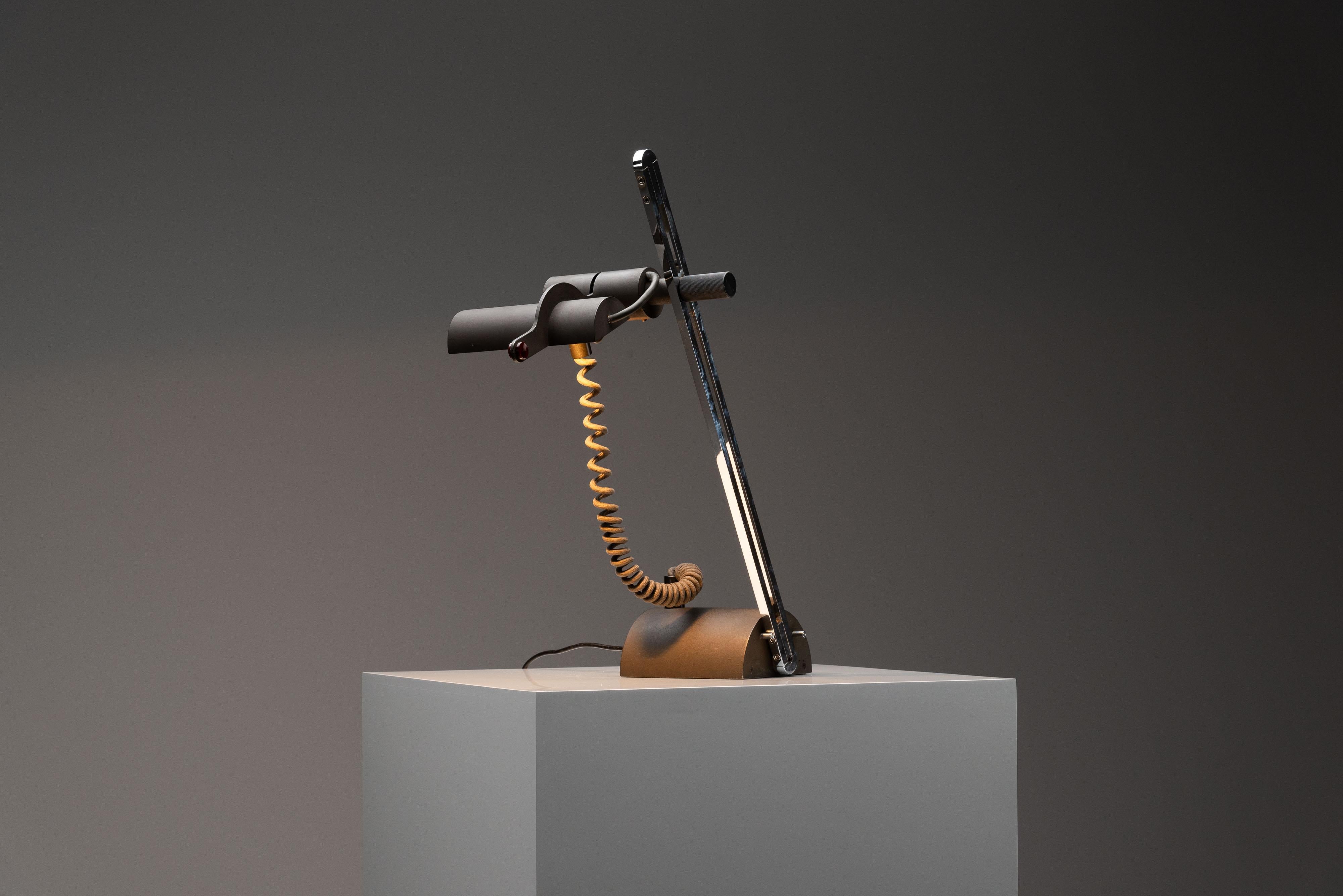 italien Lampe Ignazia Favata Claudio Dini Nelson Bieffeplast 1976 en vente