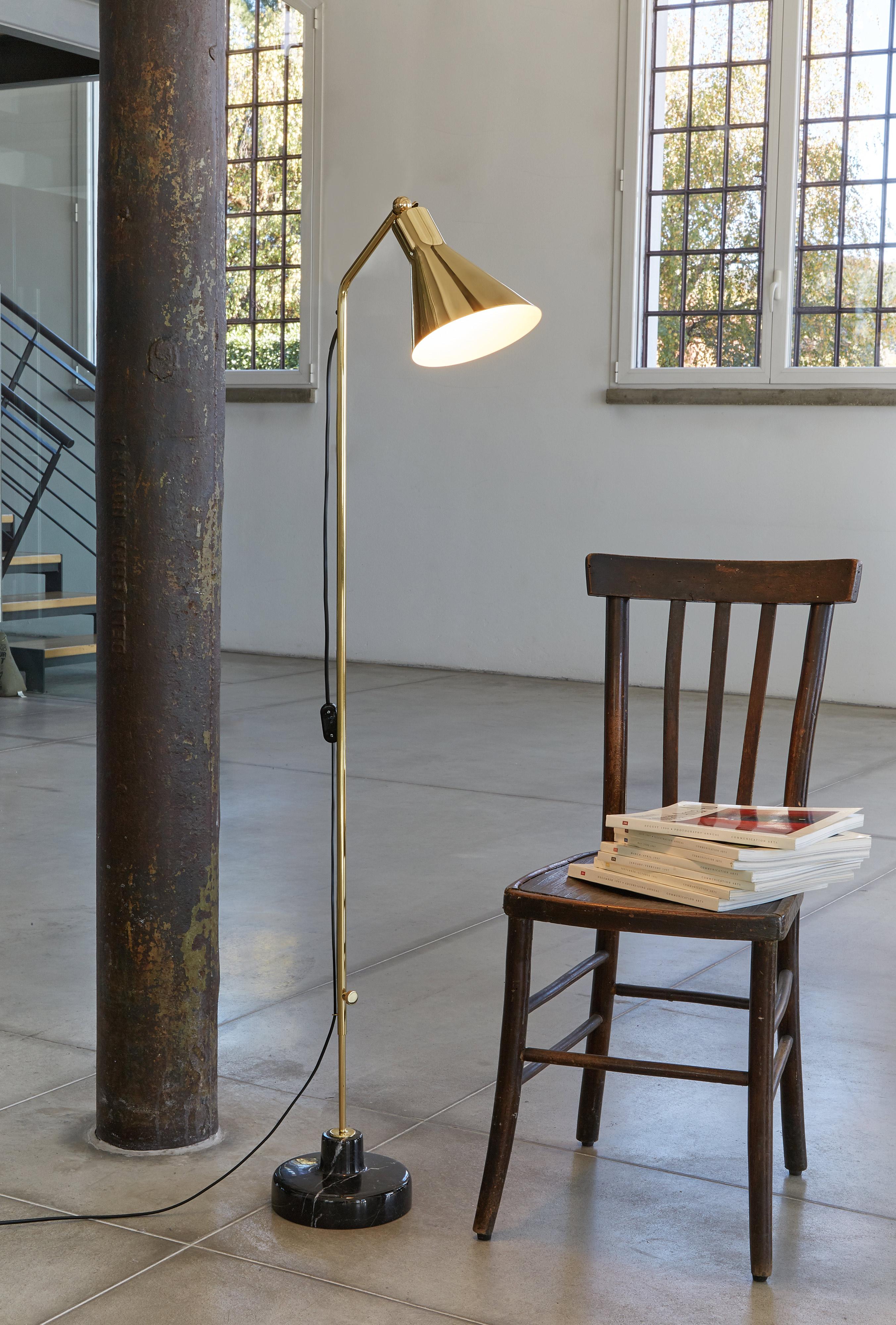 Italian Ignazio Gardella 'Alzabile' Floor Lamp in Brass and Black Marble for Tato Italia For Sale