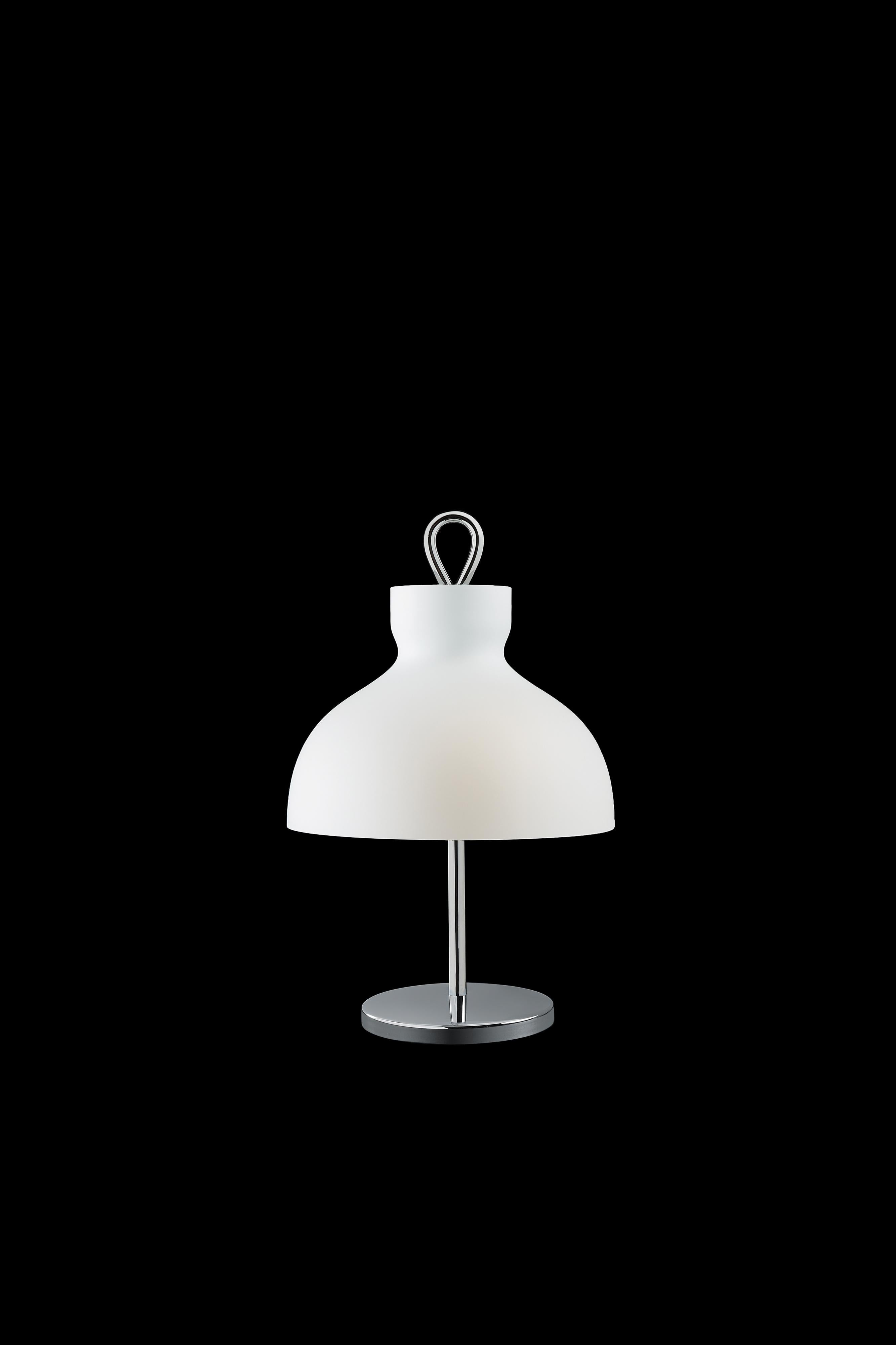 Ignazio Gardella für Tato Italia: Tischlampe „Arenzano Bassa“ aus Chrom und Glas (Moderne der Mitte des Jahrhunderts) im Angebot