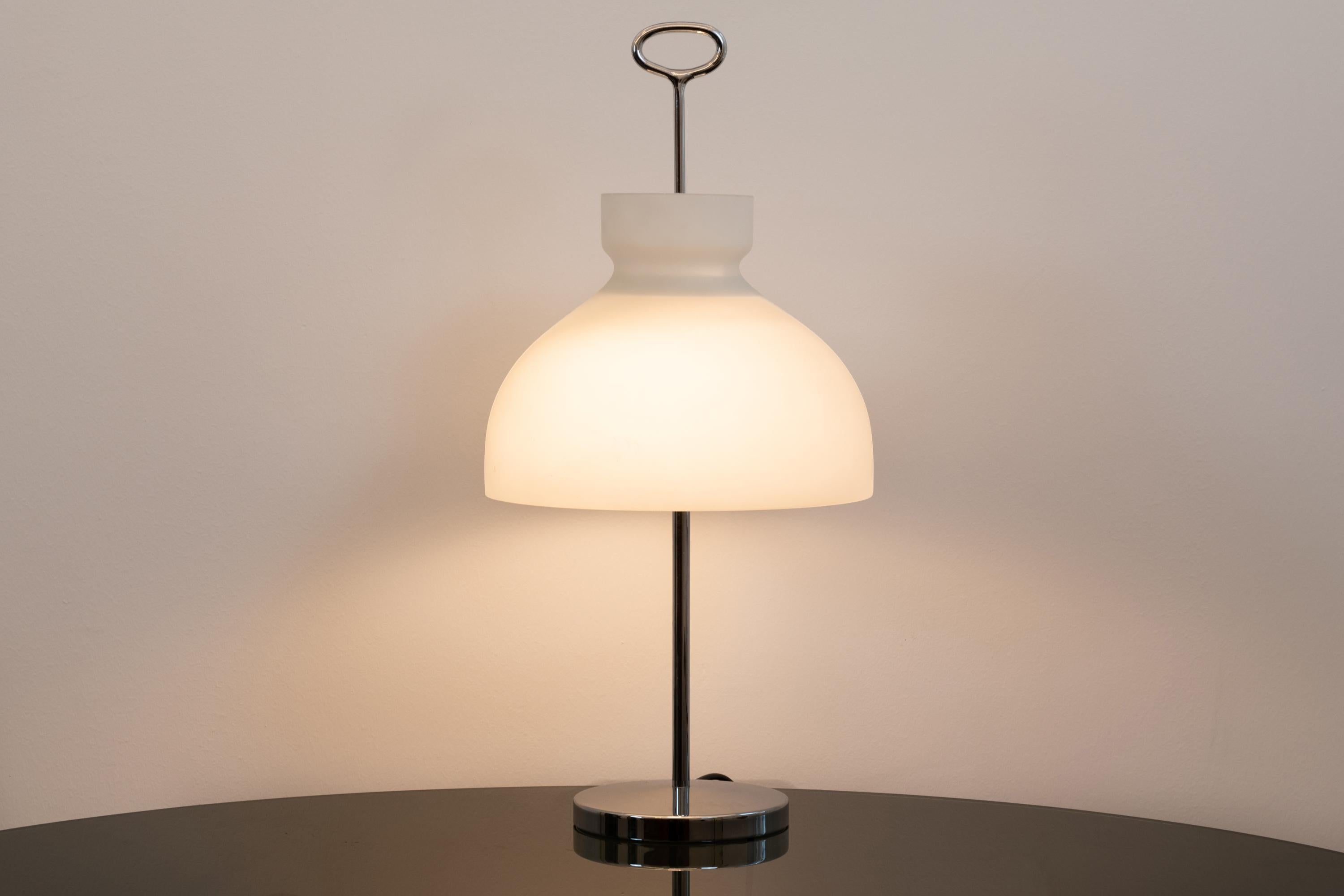 Mid-Century Modern Ignazio Gardella Arenzano Table Lamp for Azucena, 1956