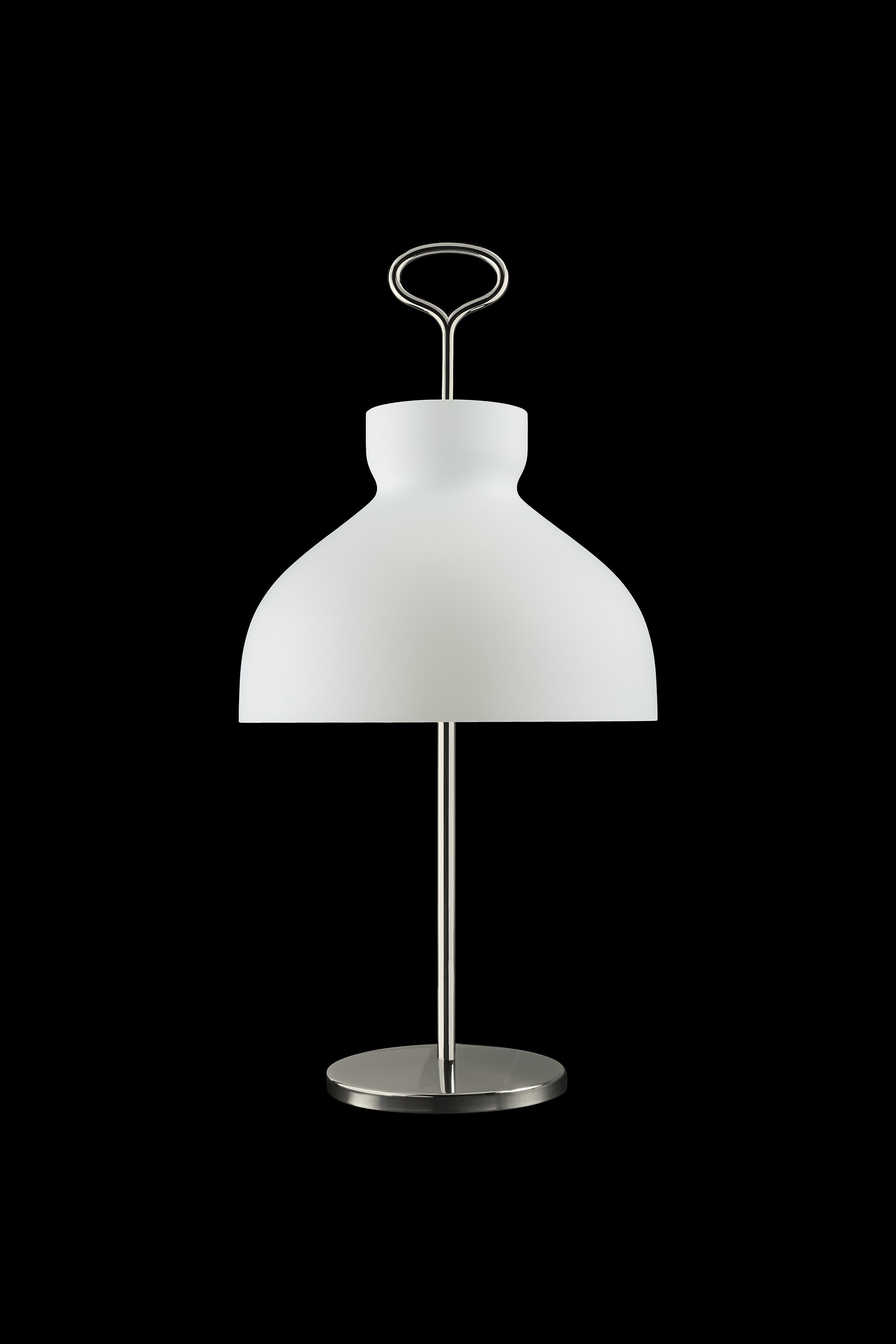 Large Ignazio Gardella 'Arenzano' Table Lamp in Brass and Glass for Tato Italia For Sale 3