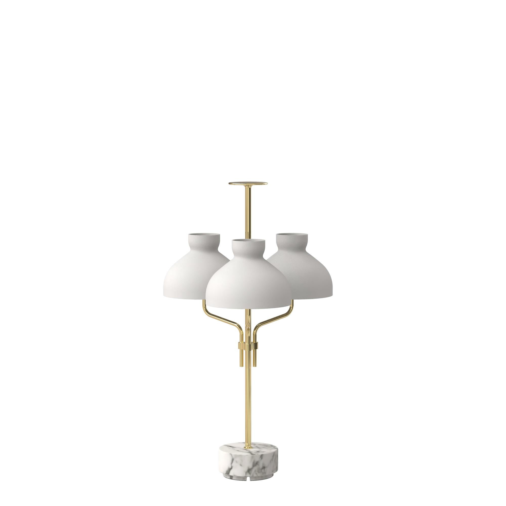 Ignazio Gardella 'Arenzano Tre Fiamme' Table Lamp in White Marble and Brass In New Condition For Sale In Glendale, CA