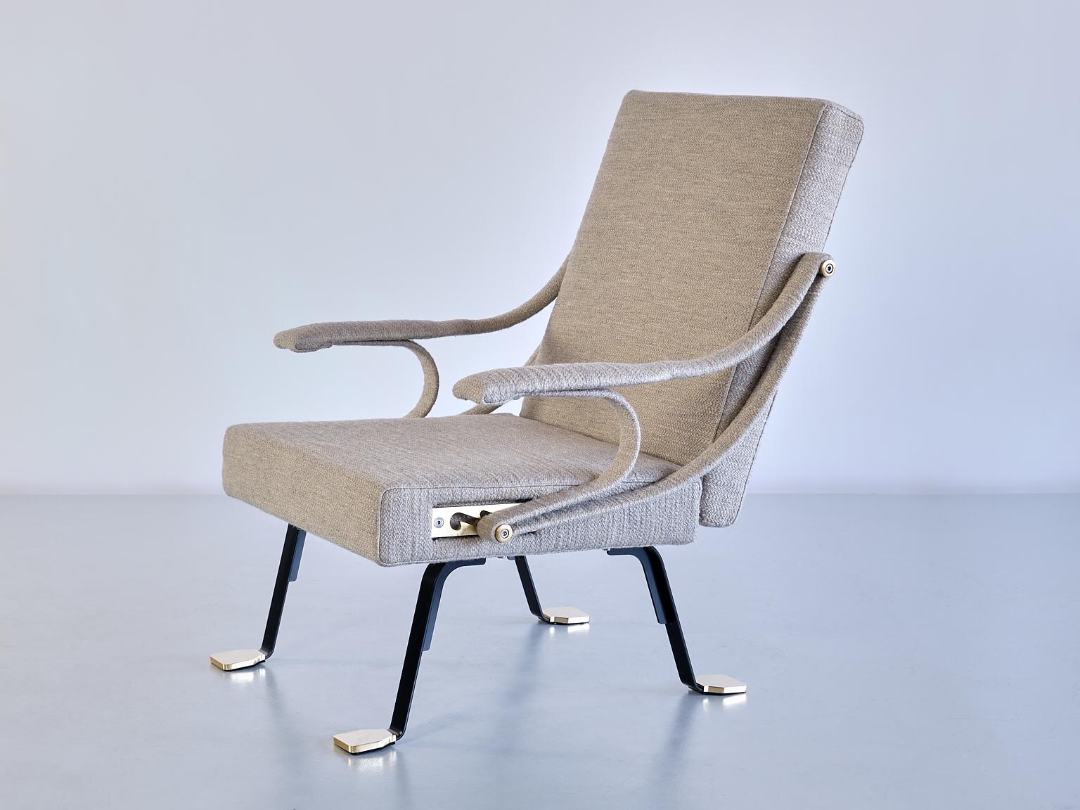 Ignazio Gardella 'Digamma' Armchair in Beige Loro Piana Mélange Fabric 5