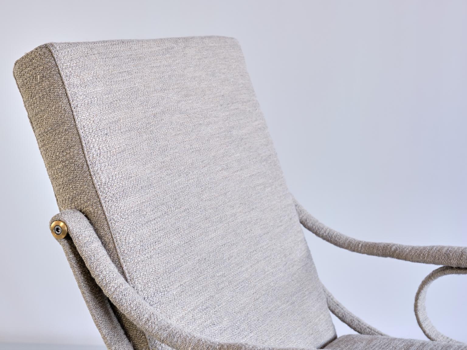 Ignazio Gardella 'Digamma' Armchair in Beige Loro Piana Mélange Fabric In New Condition In The Hague, NL