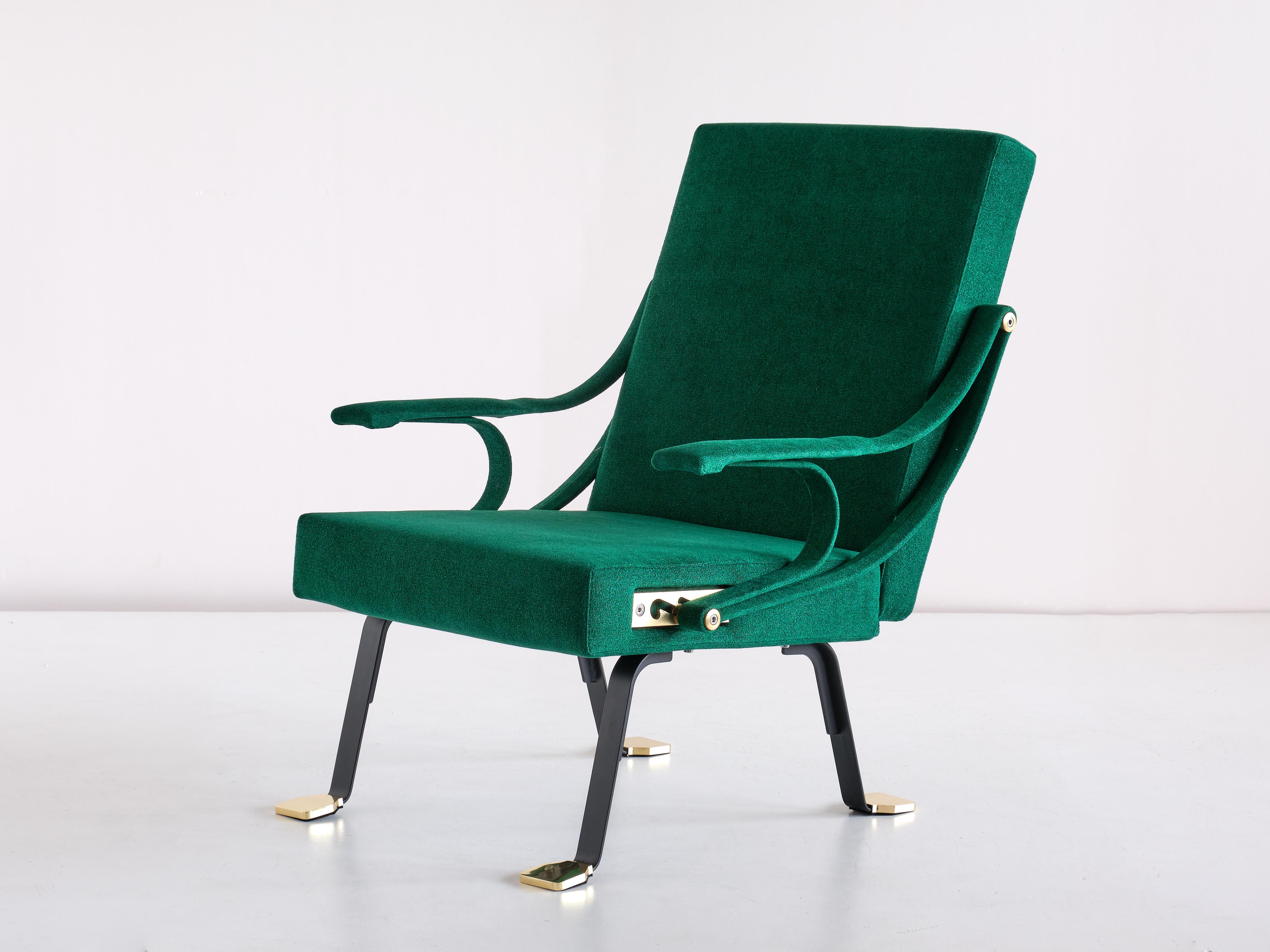 Ignazio Gardella 'Digamma' Armchair in Emerald Green Lelièvre Fabric and Brass For Sale 1