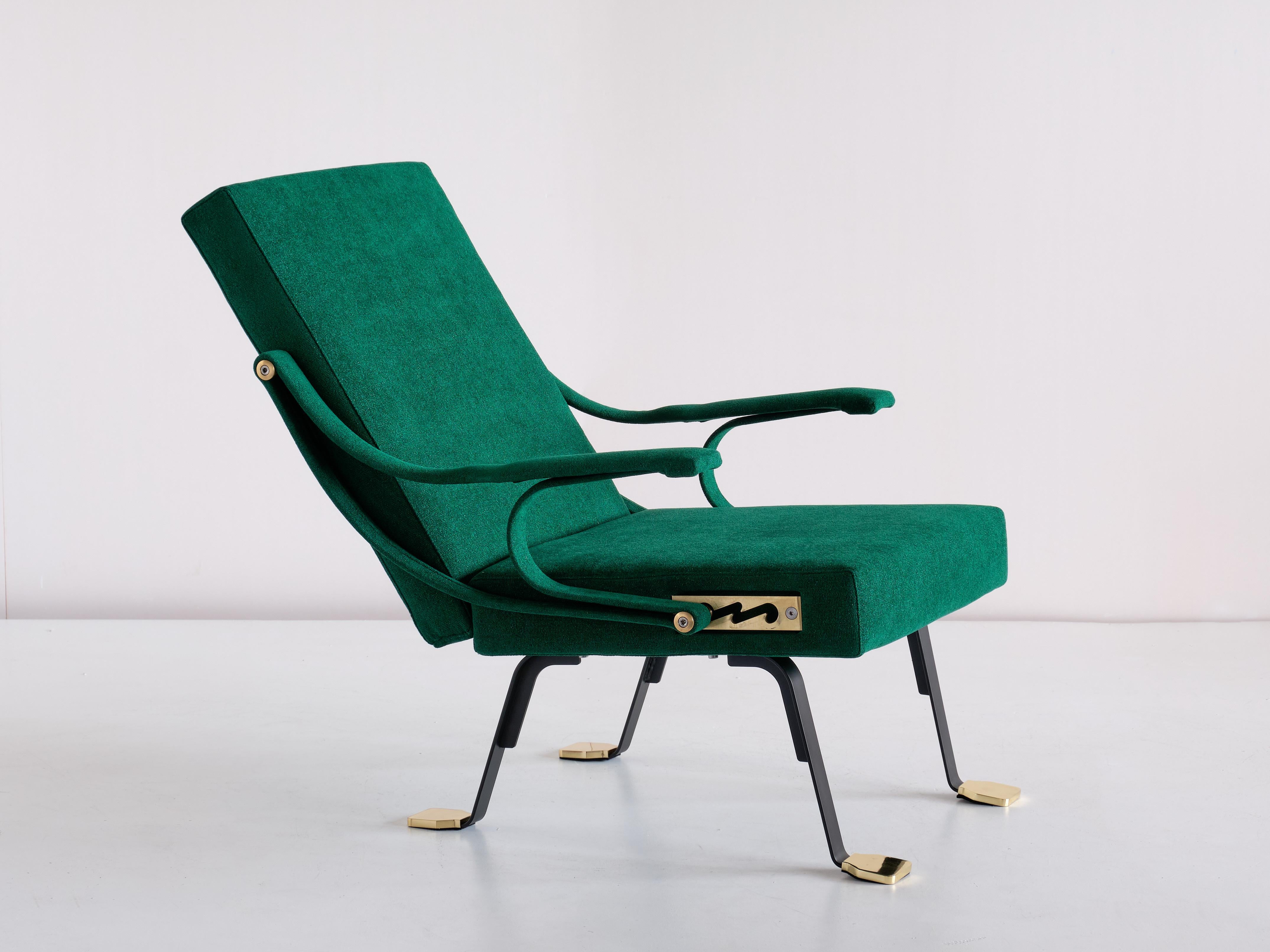 Spanish Ignazio Gardella 'Digamma' Armchair in Emerald Green Lelièvre Fabric and Brass For Sale