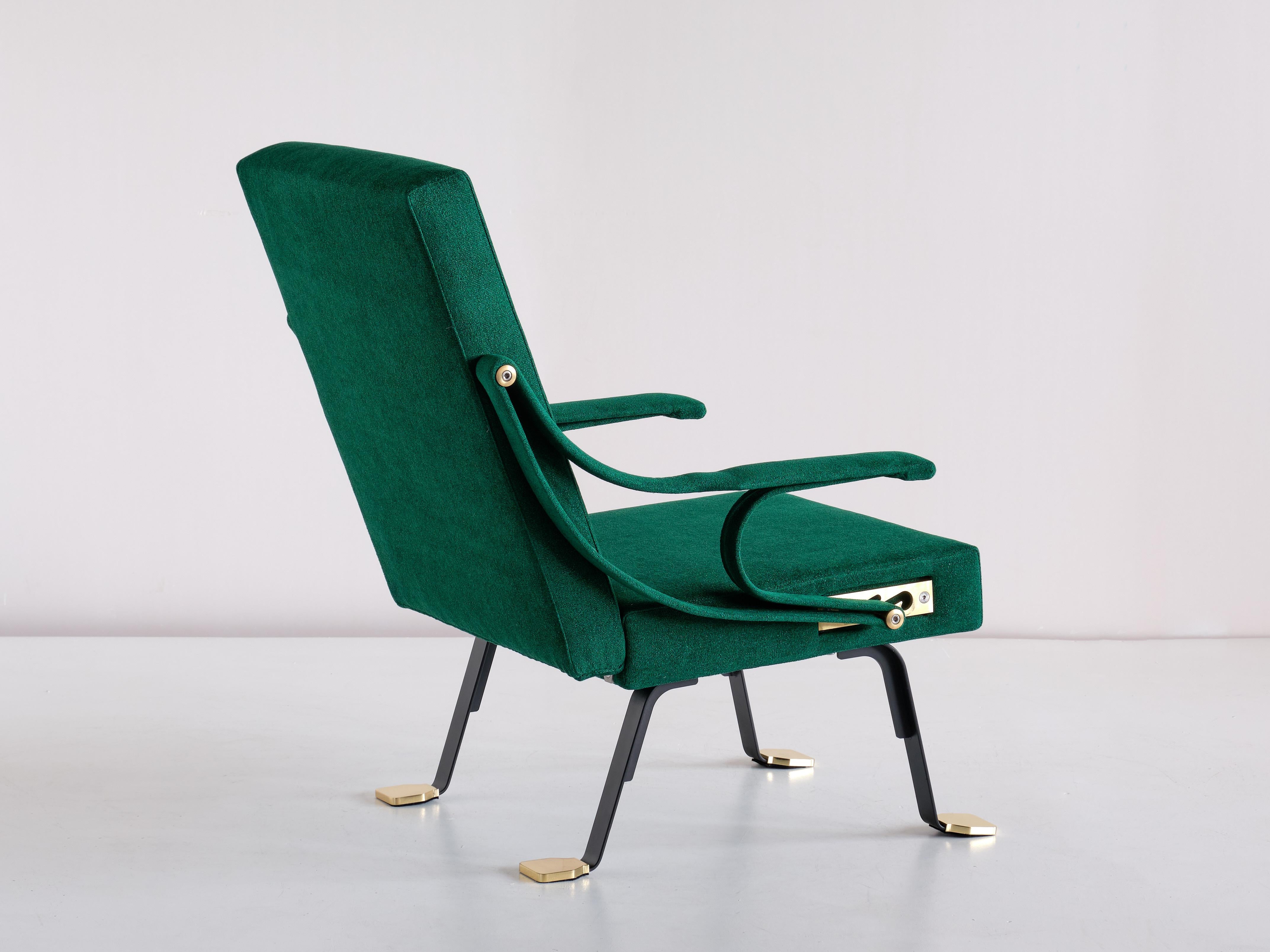Ignazio Gardella 'Digamma' Armchair in Emerald Green Lelièvre Fabric and Brass In New Condition For Sale In The Hague, NL