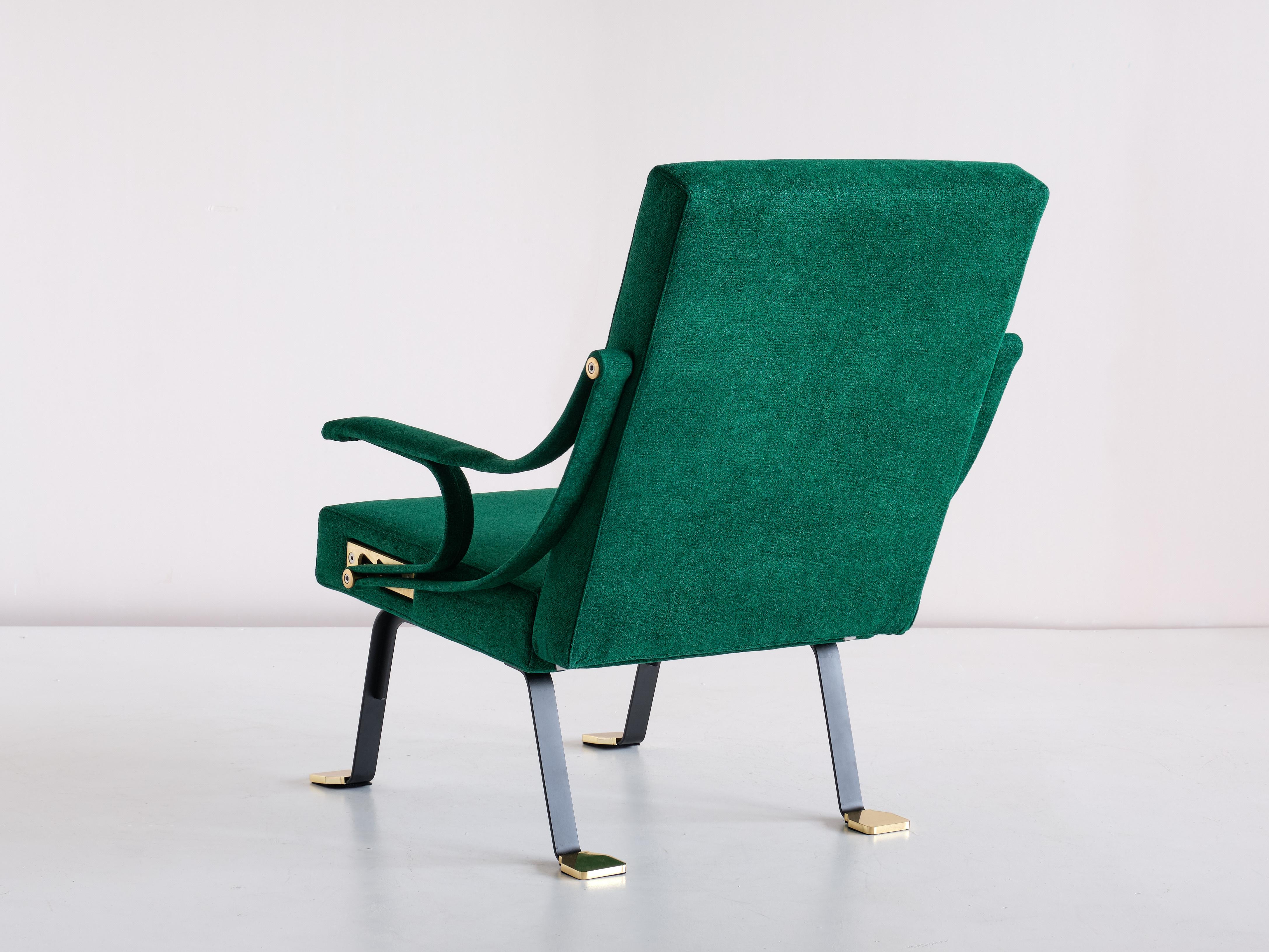 Contemporary Ignazio Gardella 'Digamma' Armchair in Emerald Green Lelièvre Fabric and Brass For Sale