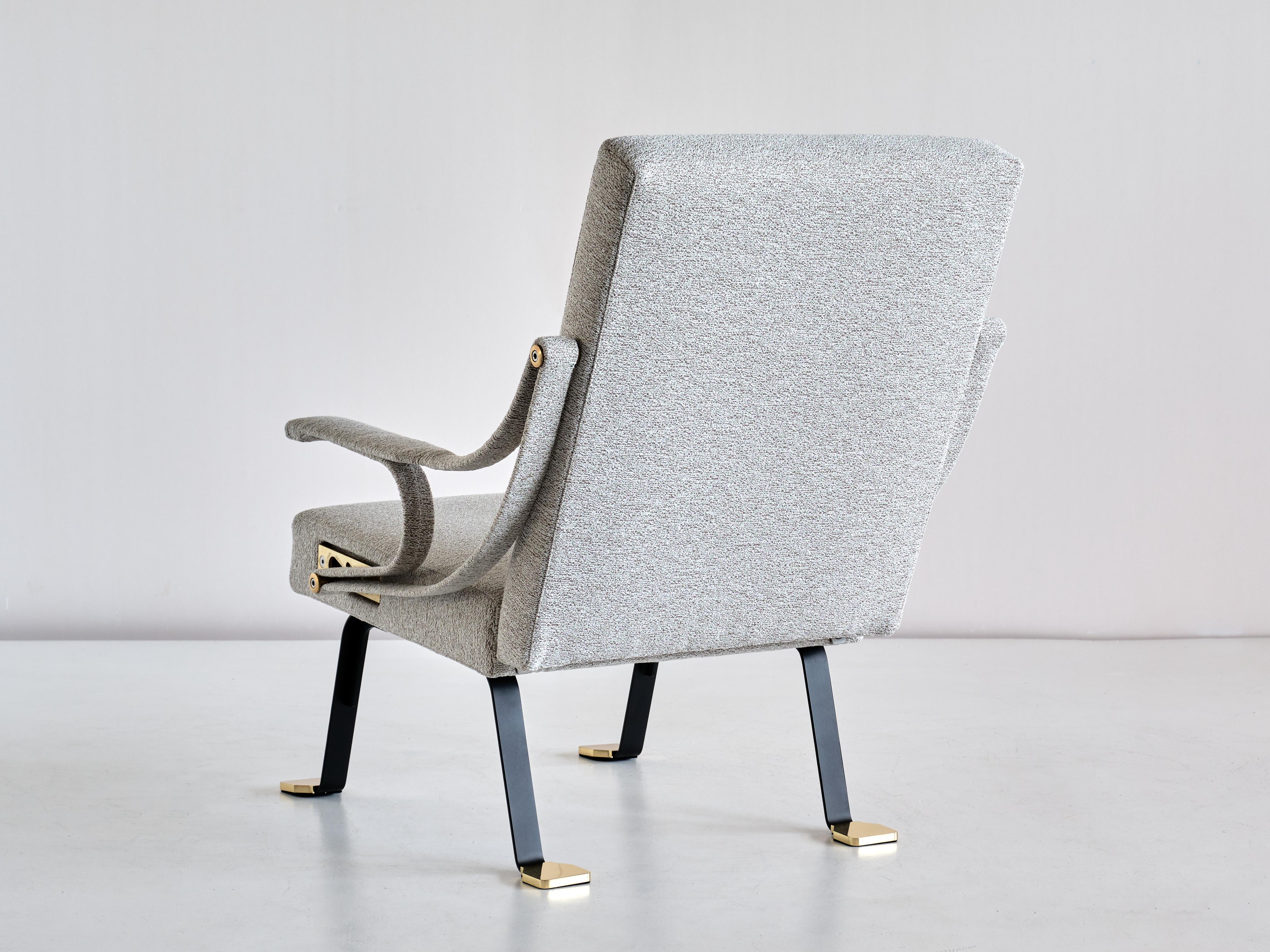 Ignazio Gardella 'Digamma' Armchair in Ivory Lelièvre Bouclé Fabric and Brass 3